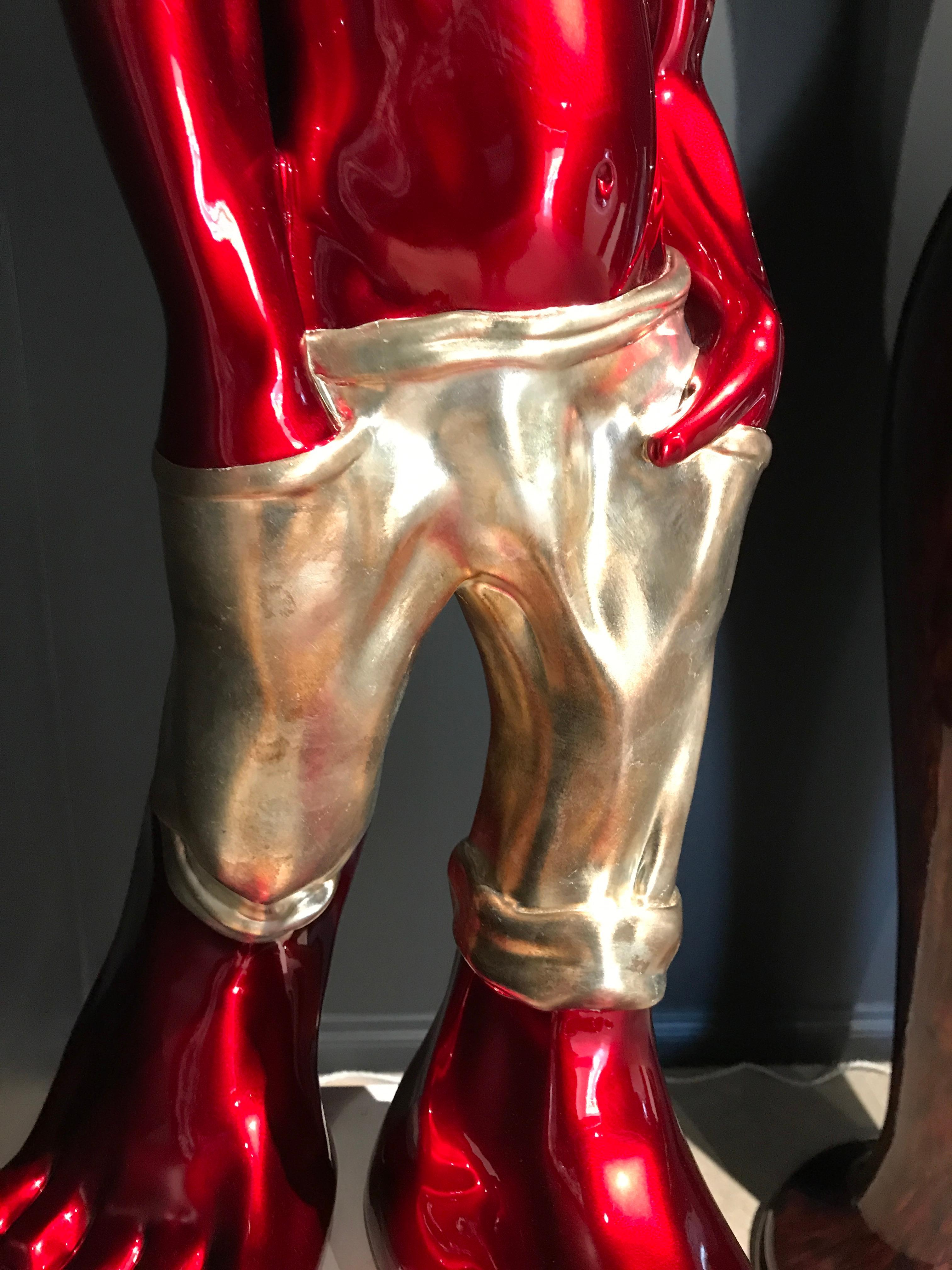 Le Siffleur 85cm Red/Silver - Gray Figurative Sculpture by Idan Zareski
