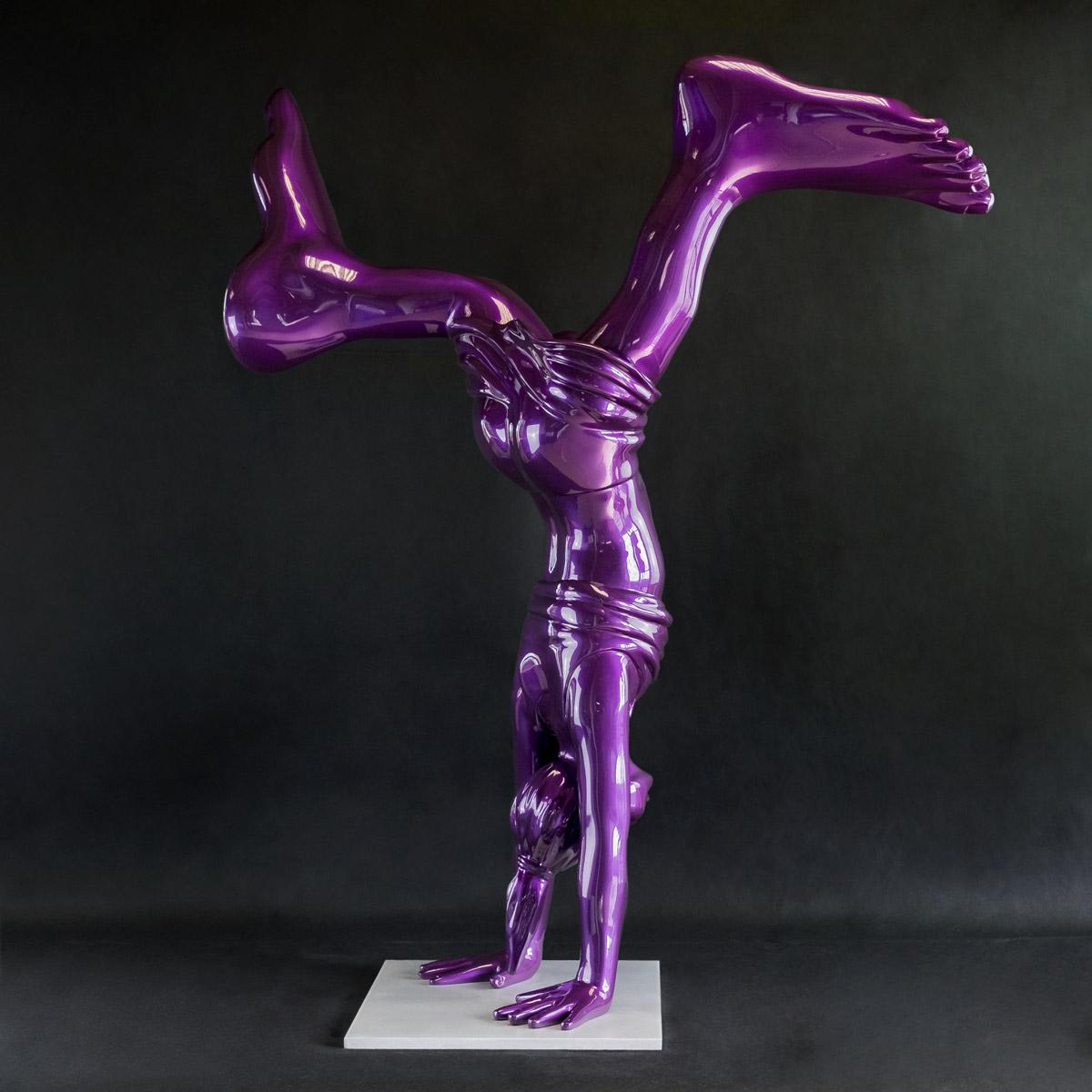 La Nena XS – Sculpture von Idan Zareski