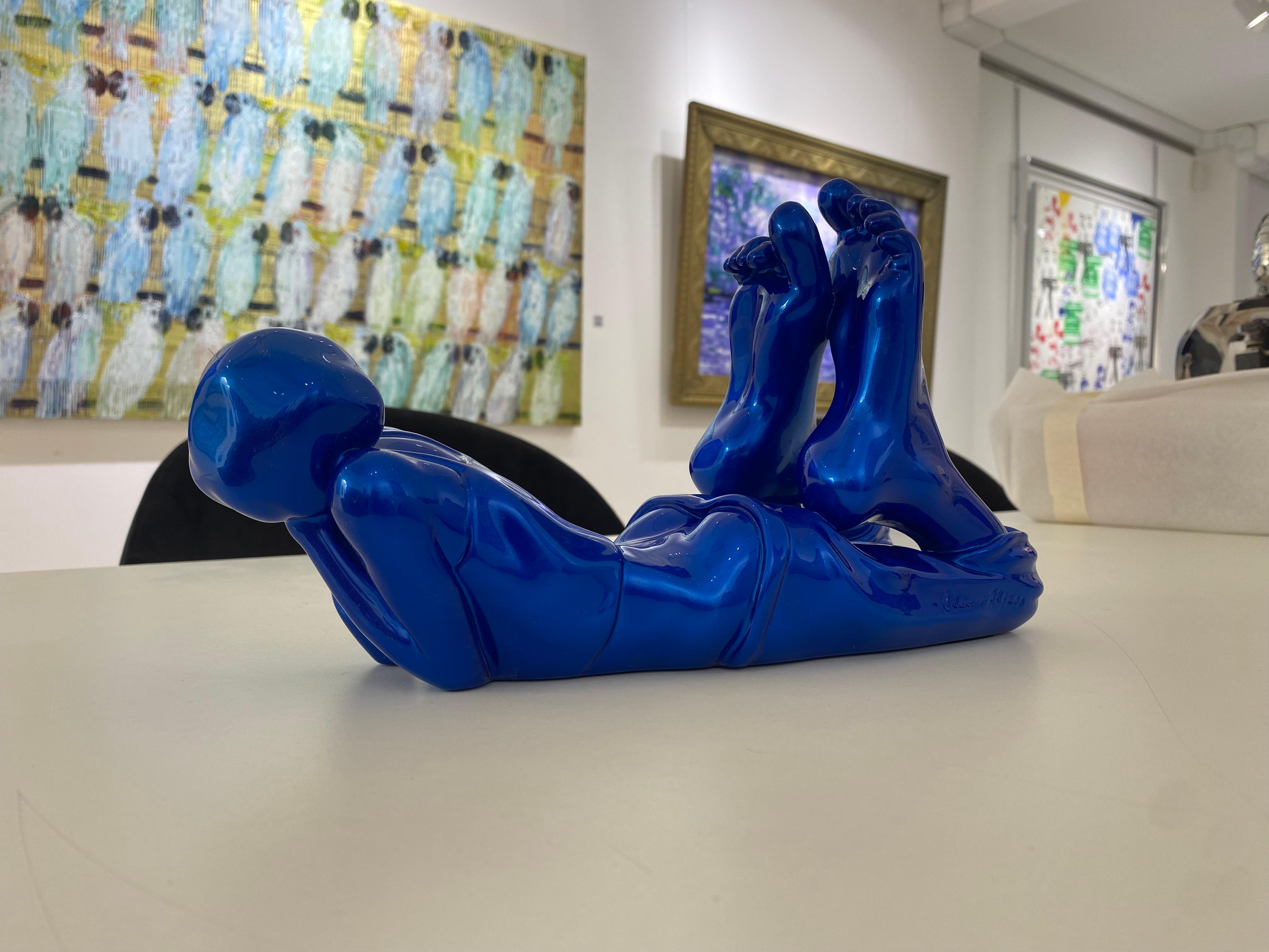 LadyfootXS - Contemporary Sculpture by Idan Zareski