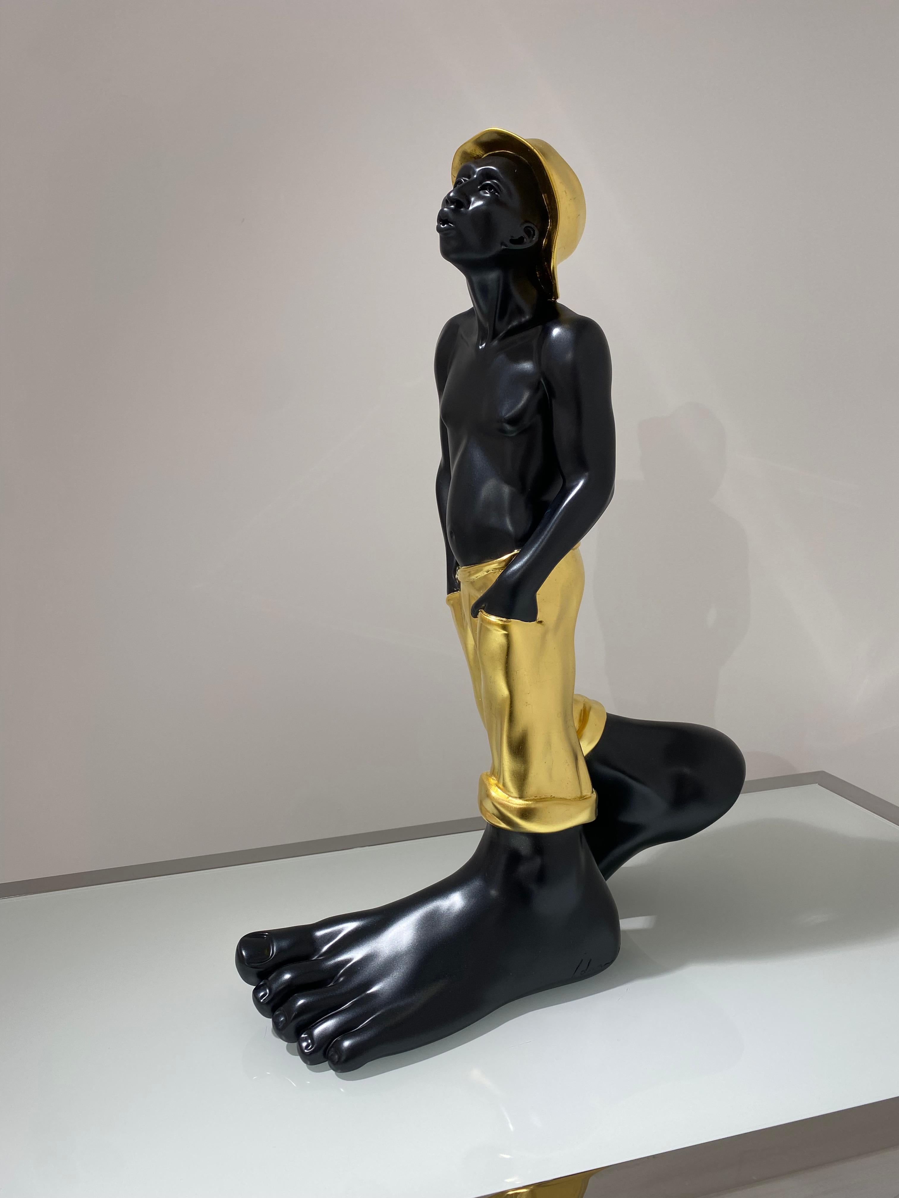 Le Siffleur 50 Edition Or - Contemporain Sculpture par Idan Zareski