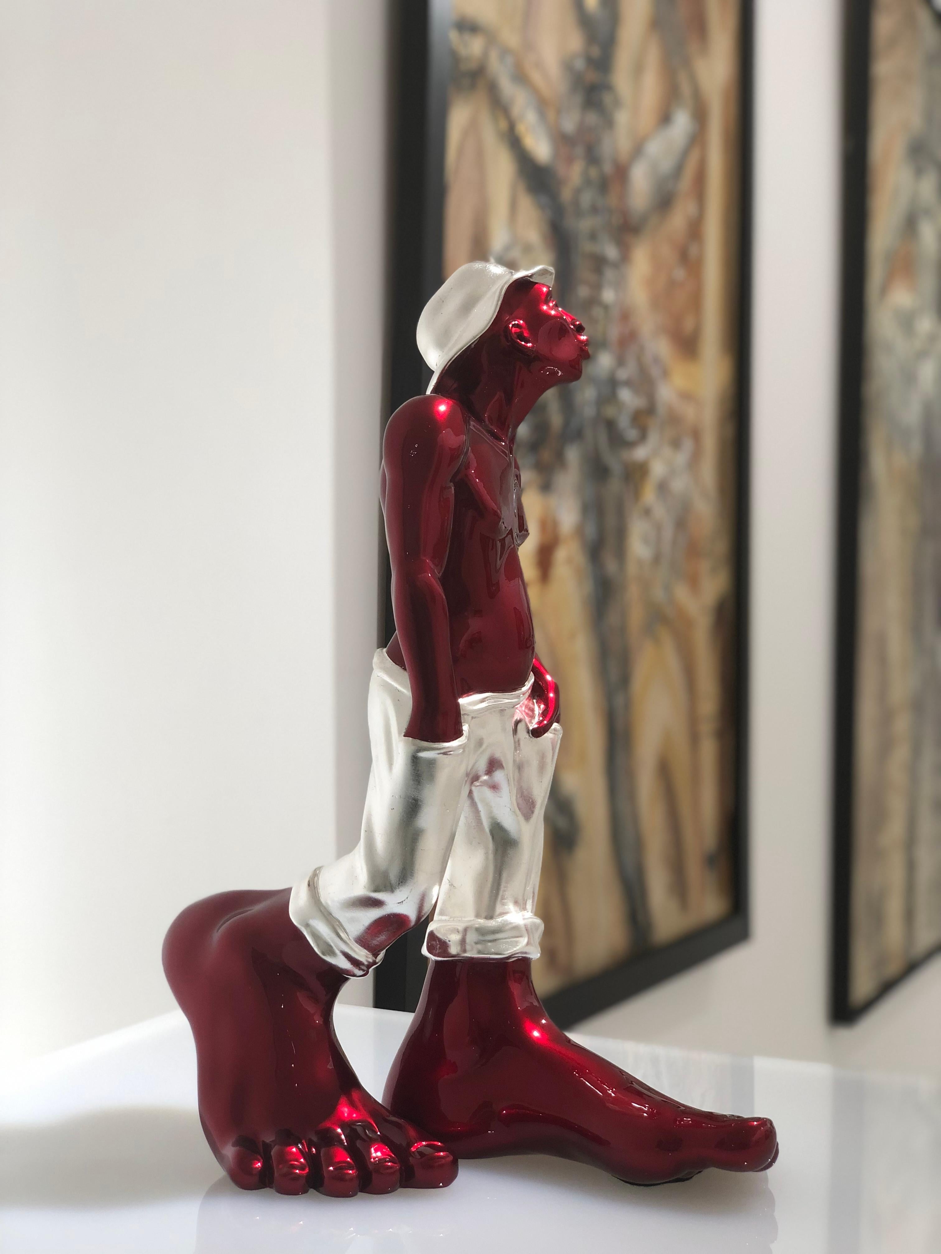 Le Siffleur 50 - Sculpture en résine, 2022 en vente 4