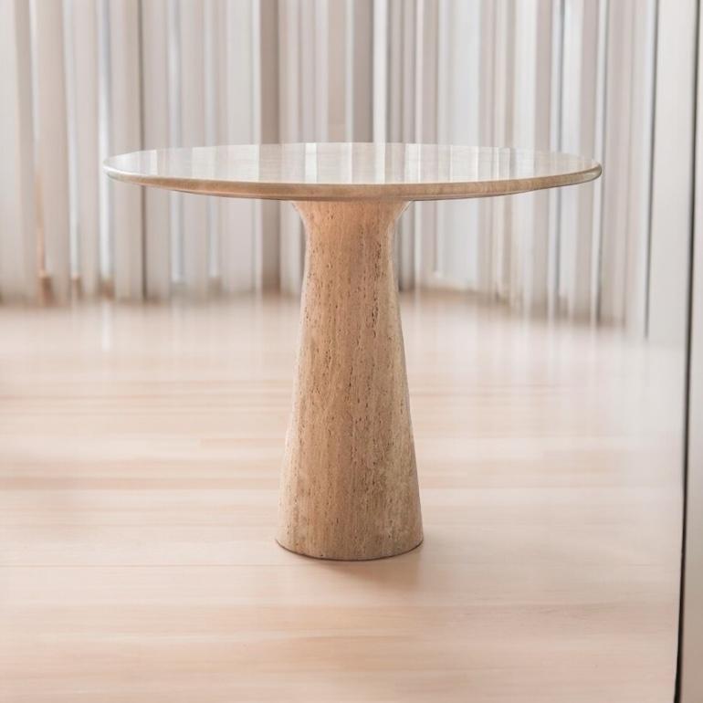 Elegant IDE Round Travertine Stone Table – 28 inc Diameter, 30 inc Height

A masterpiece of natural elegance and sophisticated design. Measuring 28 inches in diameter and standing 30 inches tall, this table is crafted from premium travertine stone,