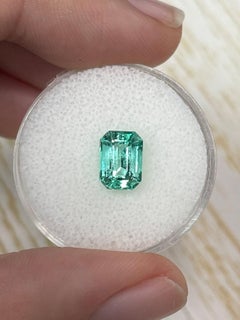 Ideal Astrological 1.91 Carat 8x6 VVS Green Colombian Emerald - Emerald Cut