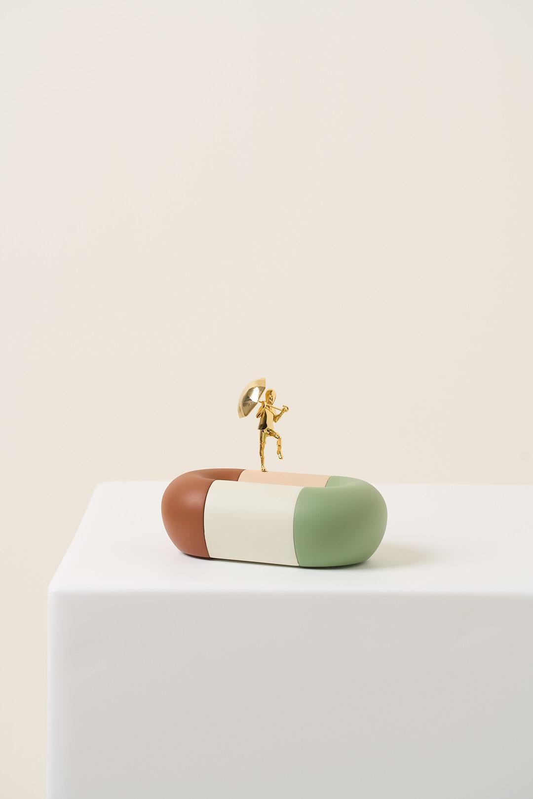 SCULPTURE SERIES IDÍLIO

“Because the really serious questions are only those a child can ask. Only the most naive questions are really serious questions.”
Milan Kundera


The ciranda sung in a circle, the games of tag and the toys kept in the