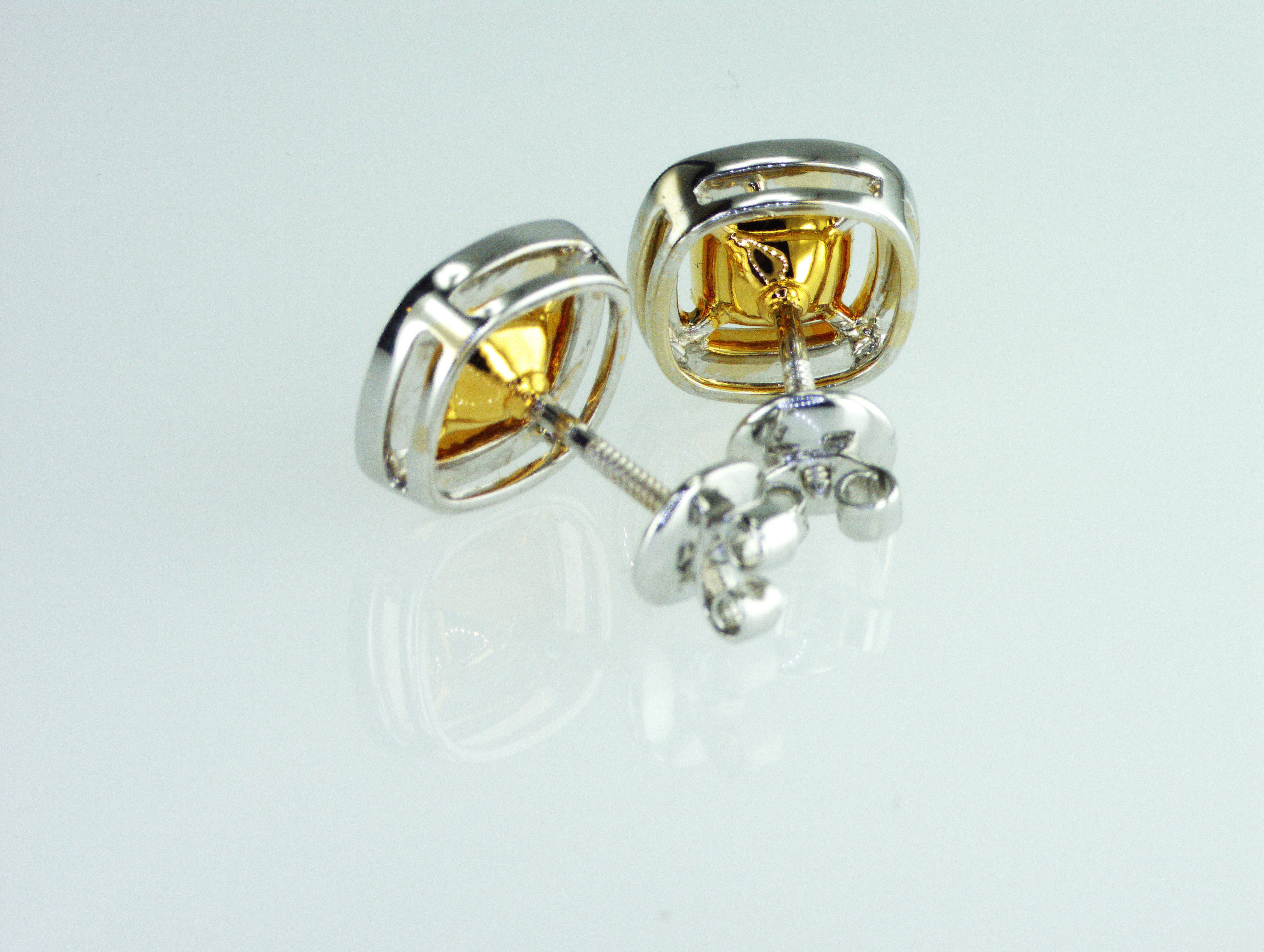 Ohrstecker, IDL-zertifizierte 2,05 Karat gelbe Diamanten (Kissenschliff) im Angebot