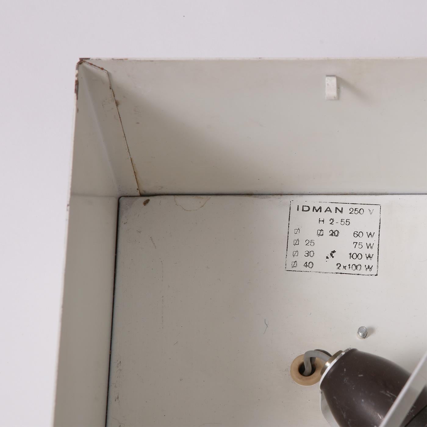 Idman 'H2-55/30' Ceiling Lamp in White-Lacquered Metal, 1960s In Good Condition For Sale In Prague, New Town