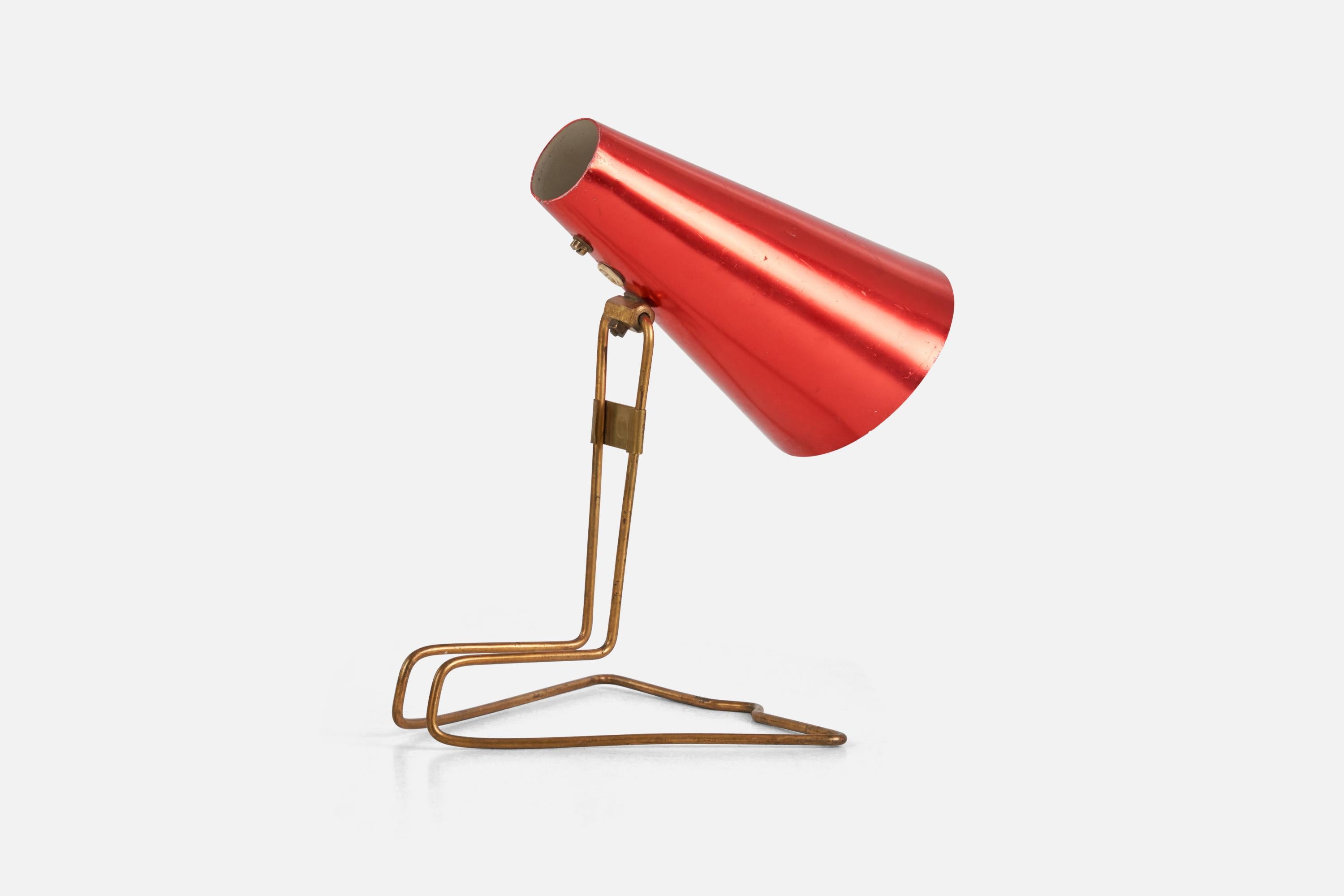 Mid-Century Modern Idman Oy, Adjustable Table Lamp, Brass, Red-Lacquered Metal, Finland, 1950s For Sale