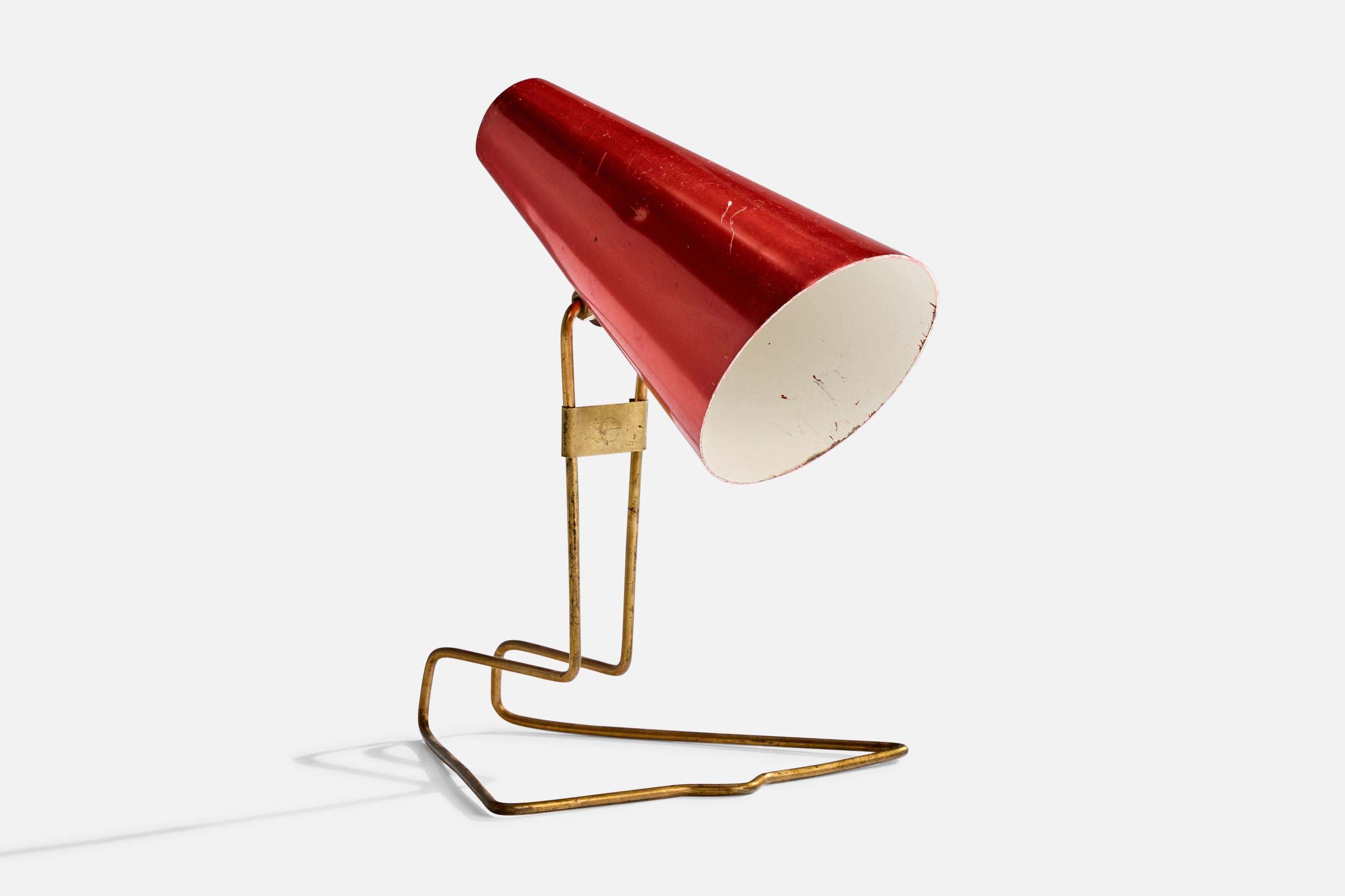 A brass and red-lacquered metal table lamp produced by Idman Precenta, Finland, c. 1950s.

Dimensions of Lamp (inches): 8.75