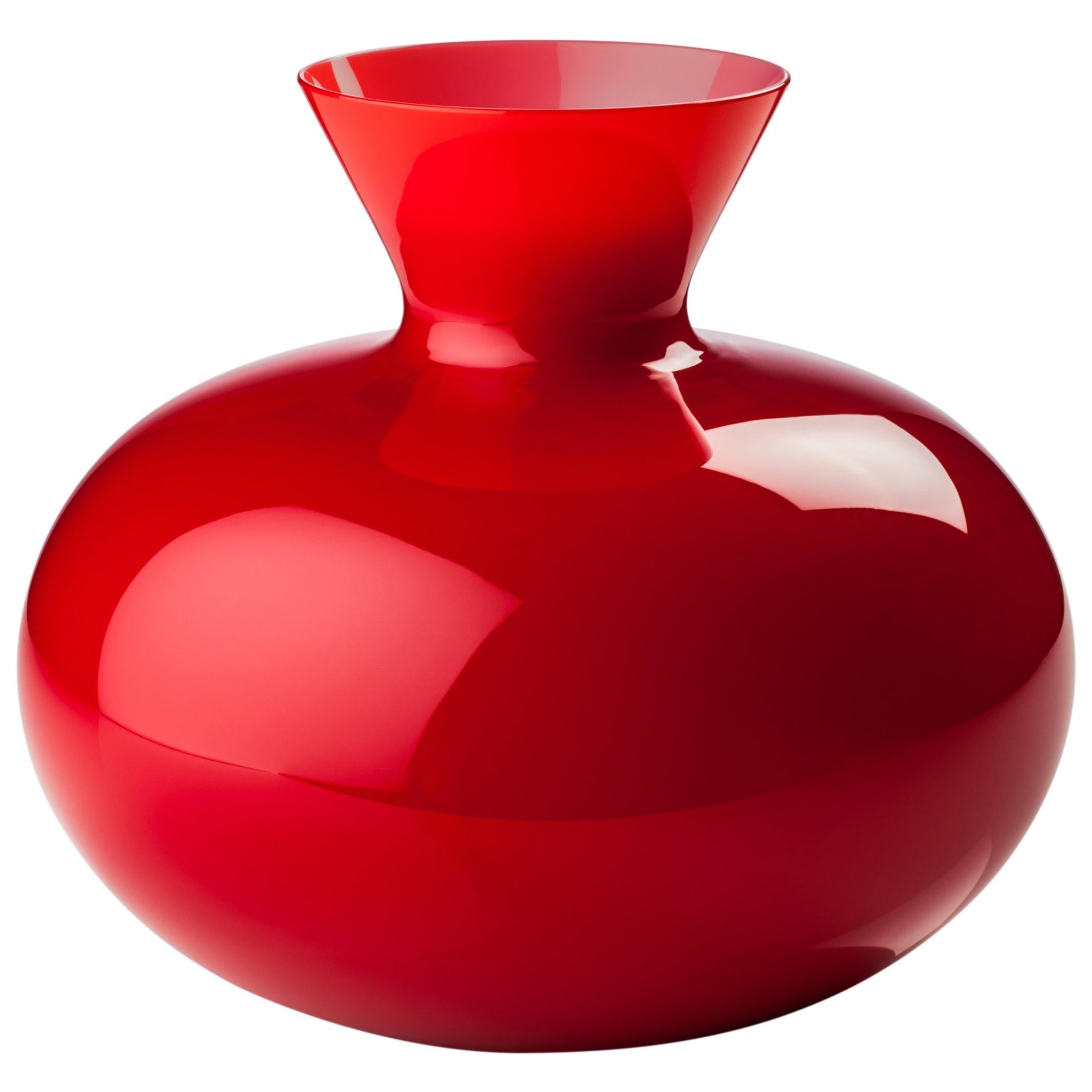 Petit vase rond en verre rouge Idria de Venini en vente