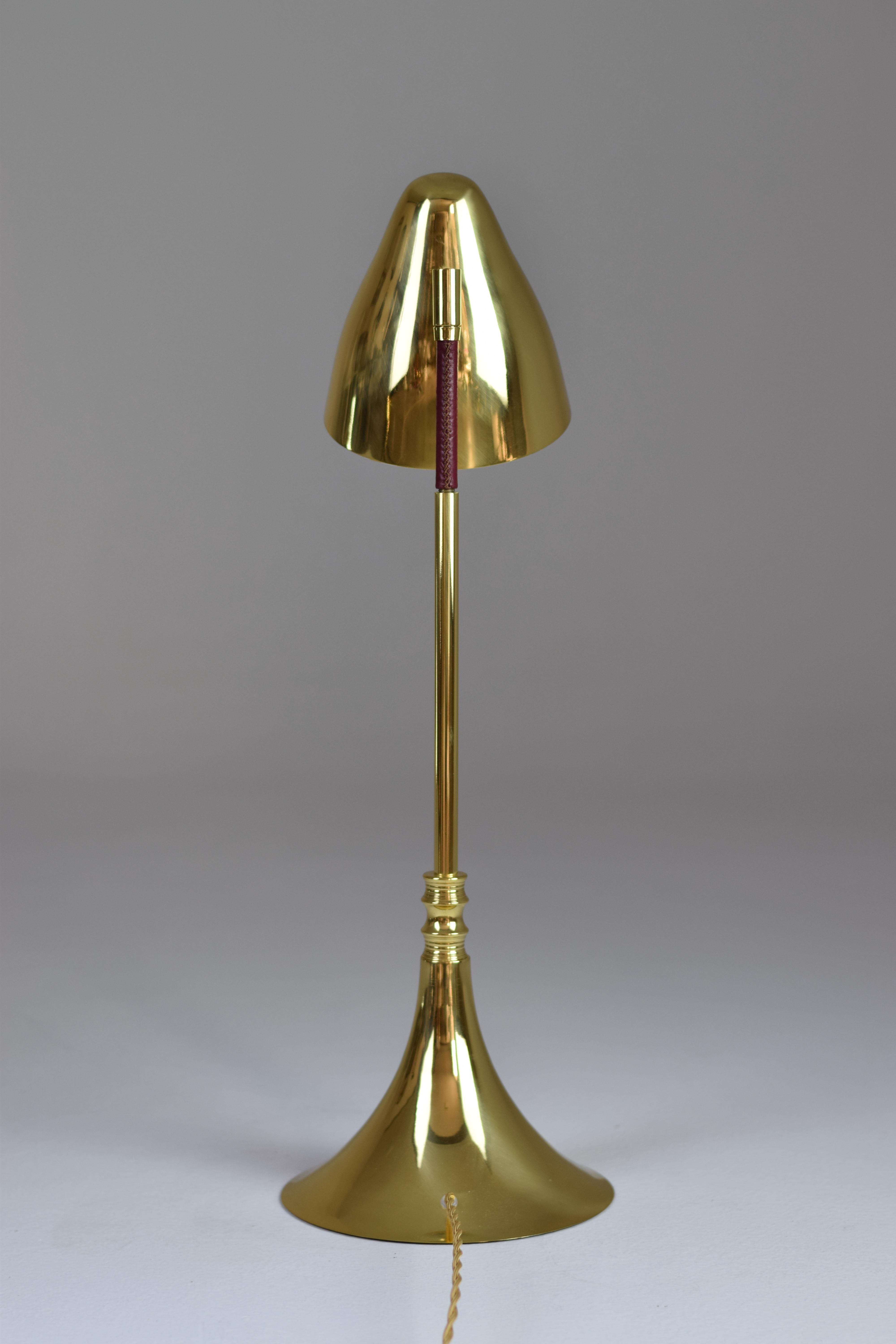 IDRIA-T1 Brass Leather Table Lamp, Flow 2 Collection For Sale 7