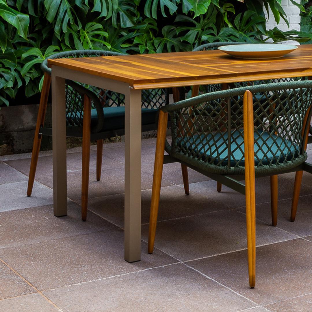 Table à manger d'extérieur 