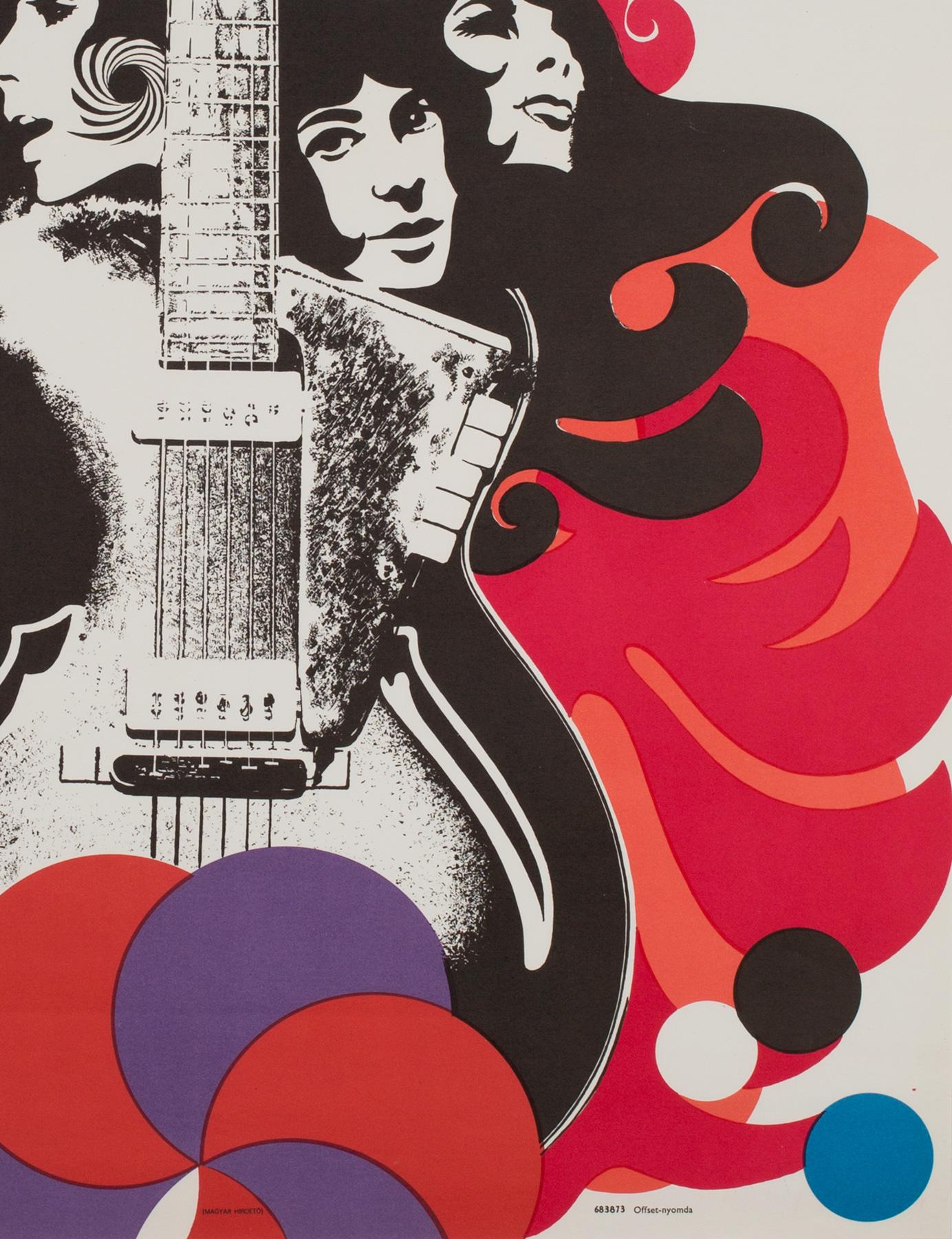 Nous adorons cette affiche de film hongroise originale de 1968 pour la comédie musicale italienne Quando dico che ti amo (Si je dis que je t'aime). Extrêmement rare, surtout dans cette taille.

Cette affiche de film vintage mesure 22 3/8 x 32 1/2