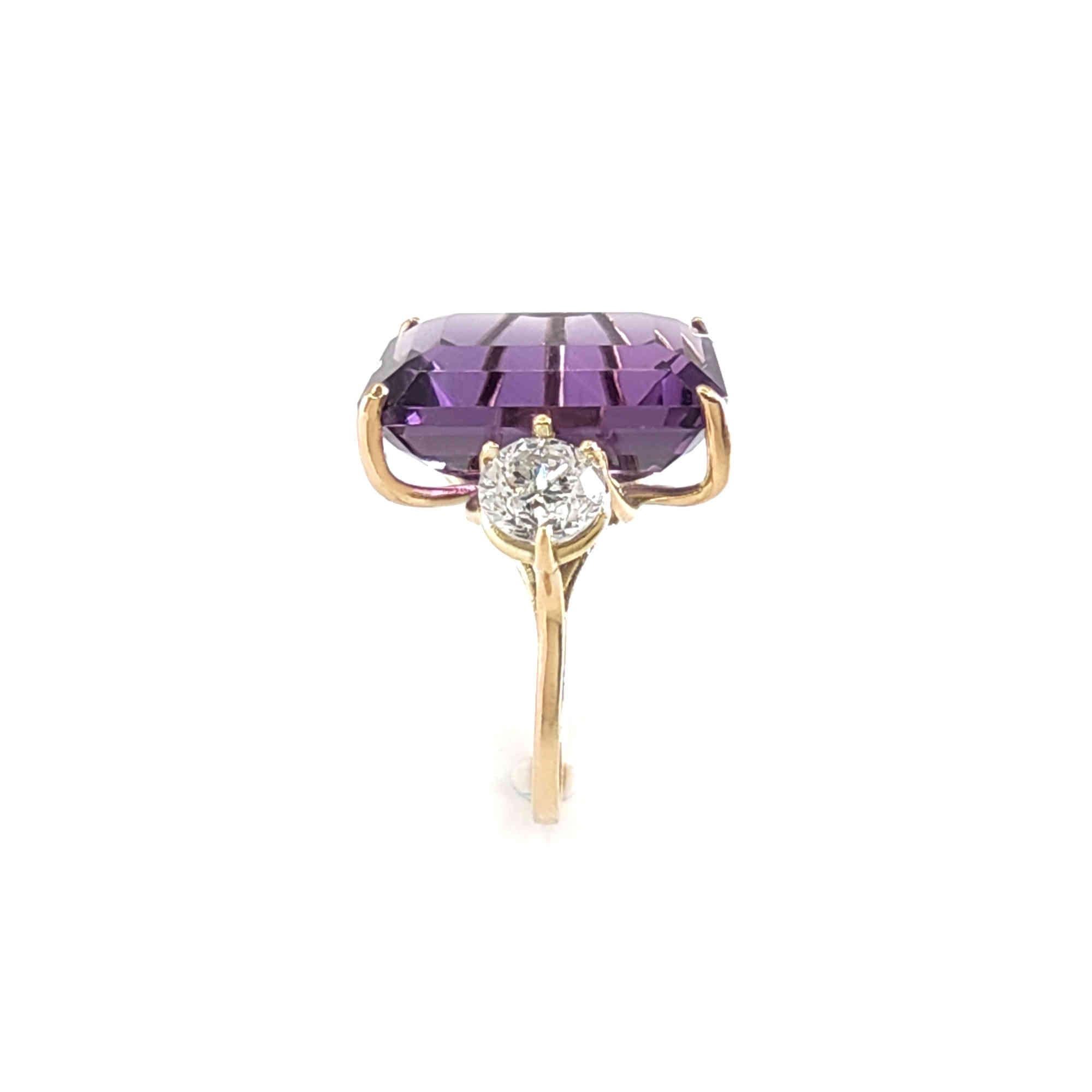 IGE Certified 17.28 Carat Amethyst Diamond Cocktail Ring In New Condition For Sale In MADRID, ES