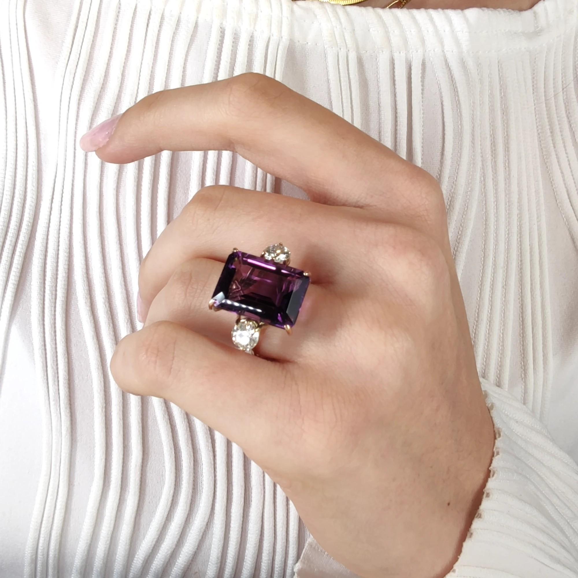 Eleganter Cocktailring mit Amethyst und Diamant - IGE-zertifiziert, perfektes Geschenk für im Zustand „Neu“ in Sant Josep de sa Talaia, IB