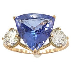 IGE Certified 1.9 Carat Tanzanite Diamonds Cocktail Ring 