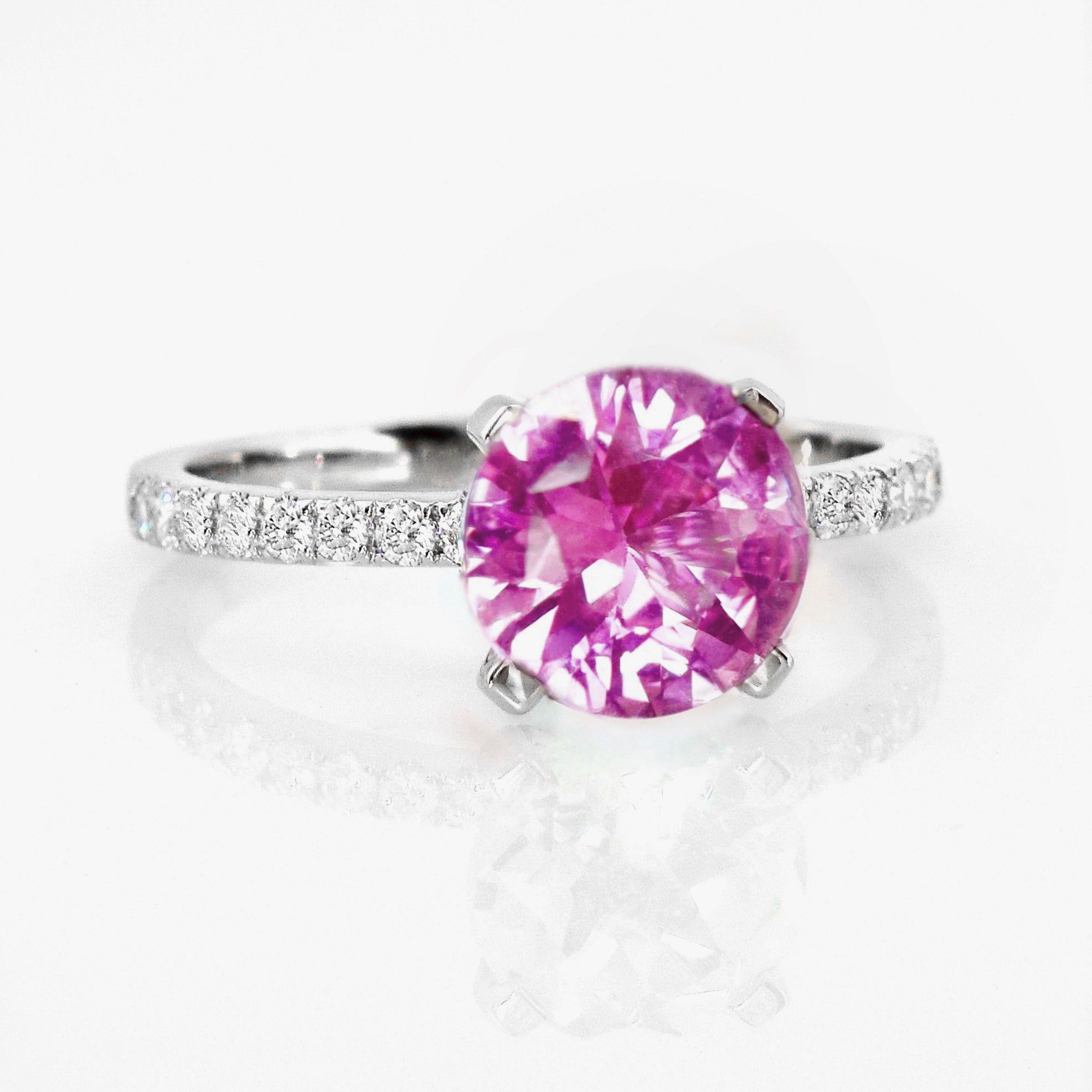 Contemporary IGI 1.03 Ct 14K White Gold Pink Sapphire&Diamonds Engagement Ring For Sale