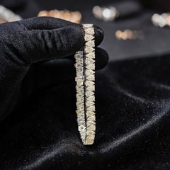 Bracelet de tennis en or blanc 14K IGI 11.20 cts F/VS1 diamants poires inversés