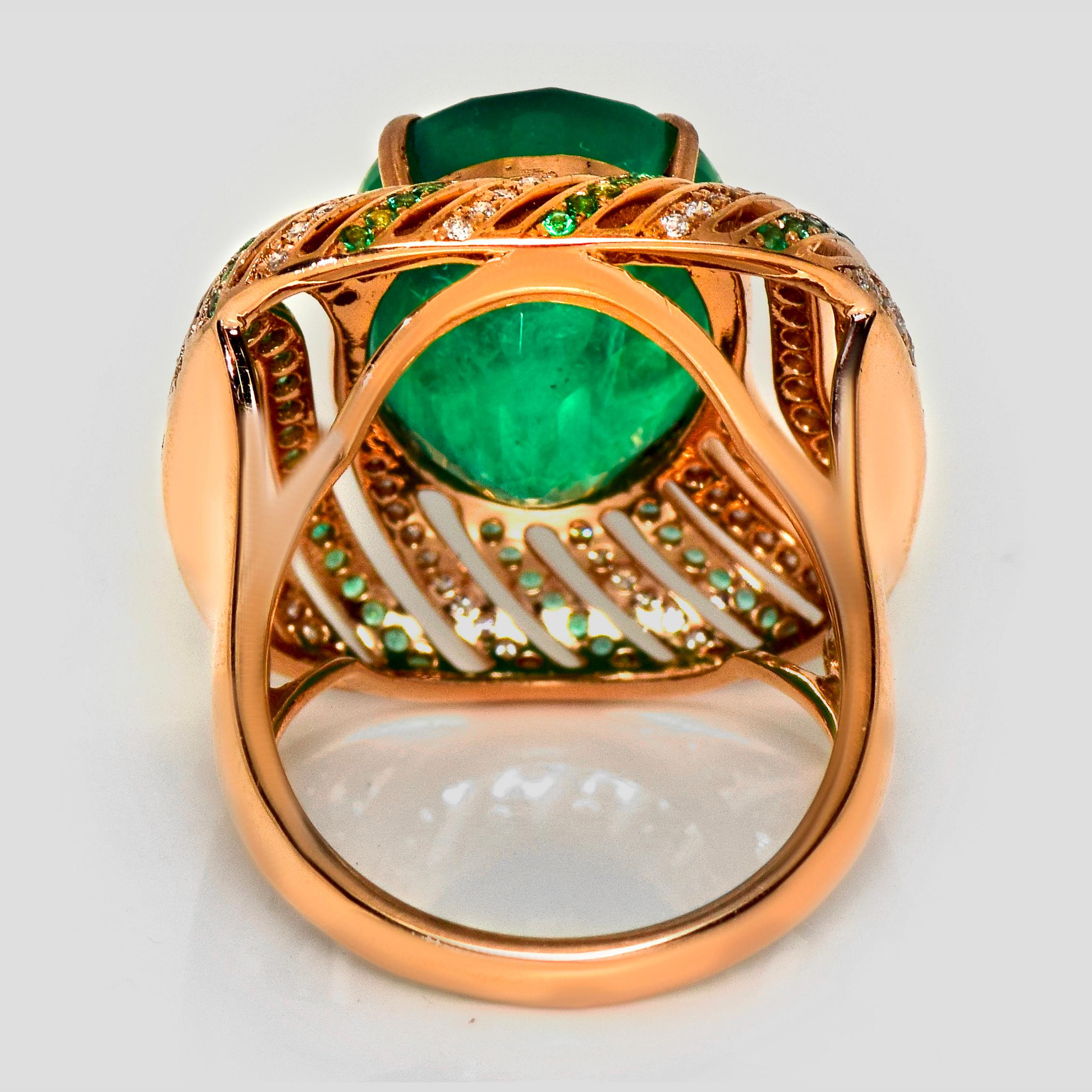IGI 12.84 Ct 18K Rose Gold Vivid Green Emerald Diamond Cocktail Ring im Angebot 1