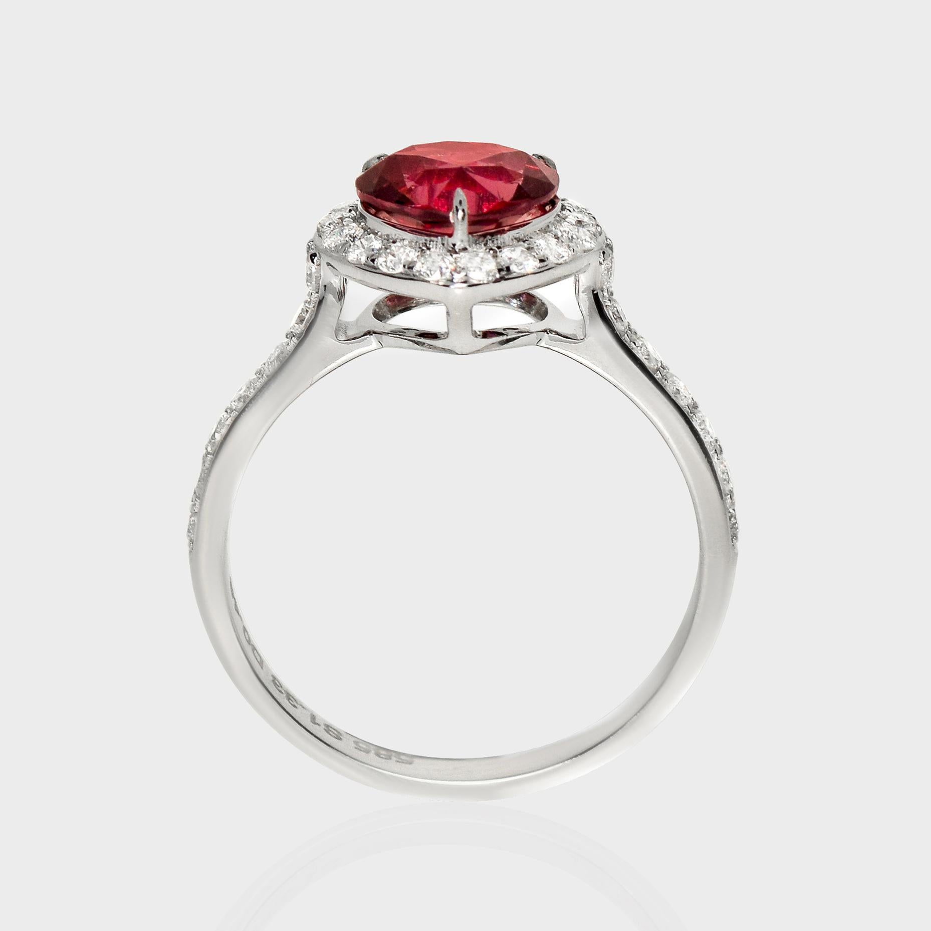 IGI 1.33 Ct 14K White Gold Purple Spinel&Diamonds Engagement Ring In New Condition For Sale In Kaohsiung City, TW