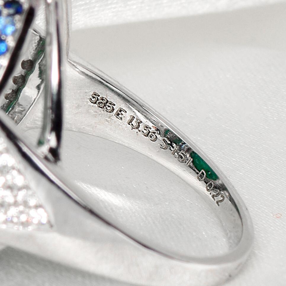 IGI 13.56 Ct Vivid Green Emerald Diamond Antique Art Deco Style Engagement Ring For Sale 2