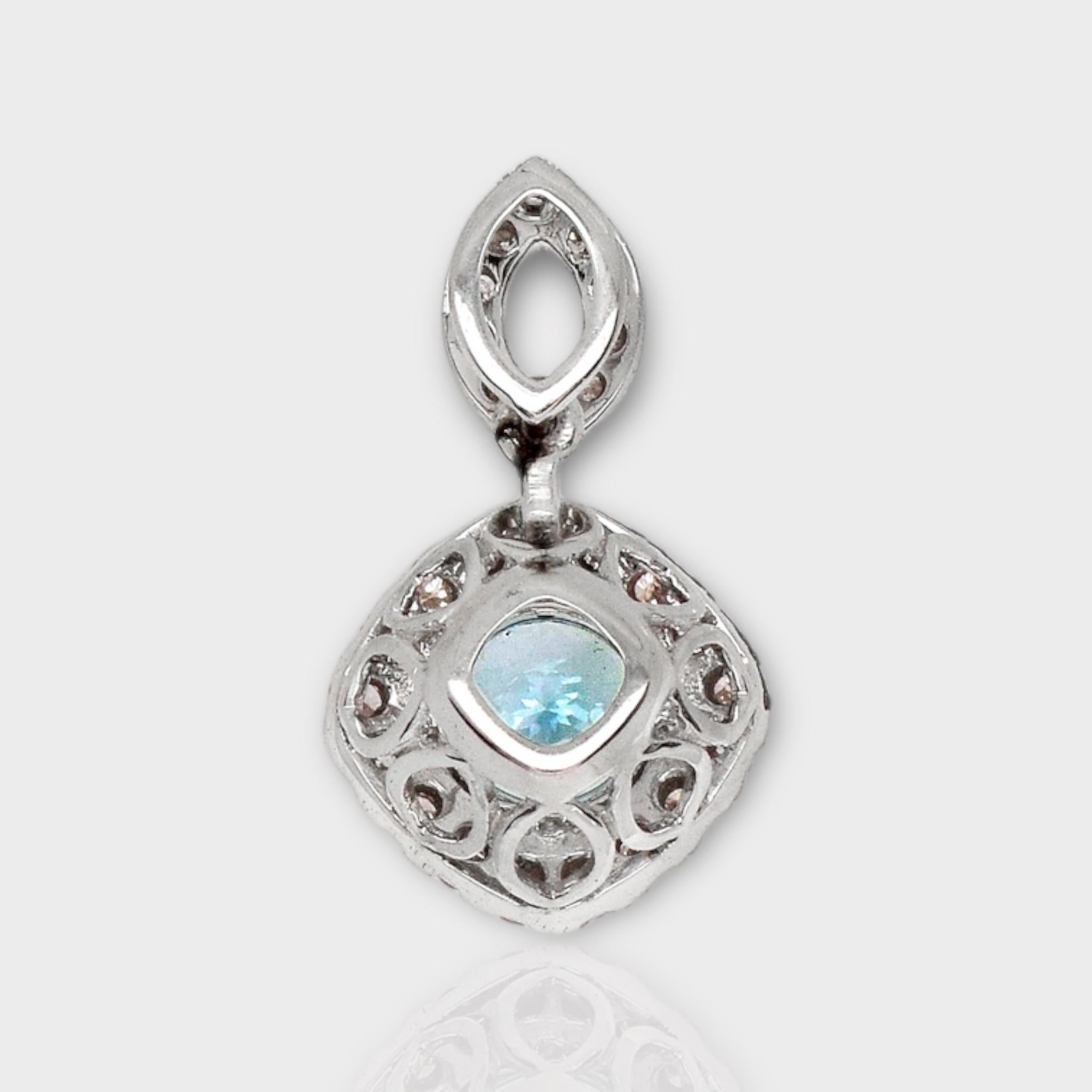 IGI 14K 0.81 Ct Aquamarine&Pink Diamonds Pendant Necklace For Sale 1