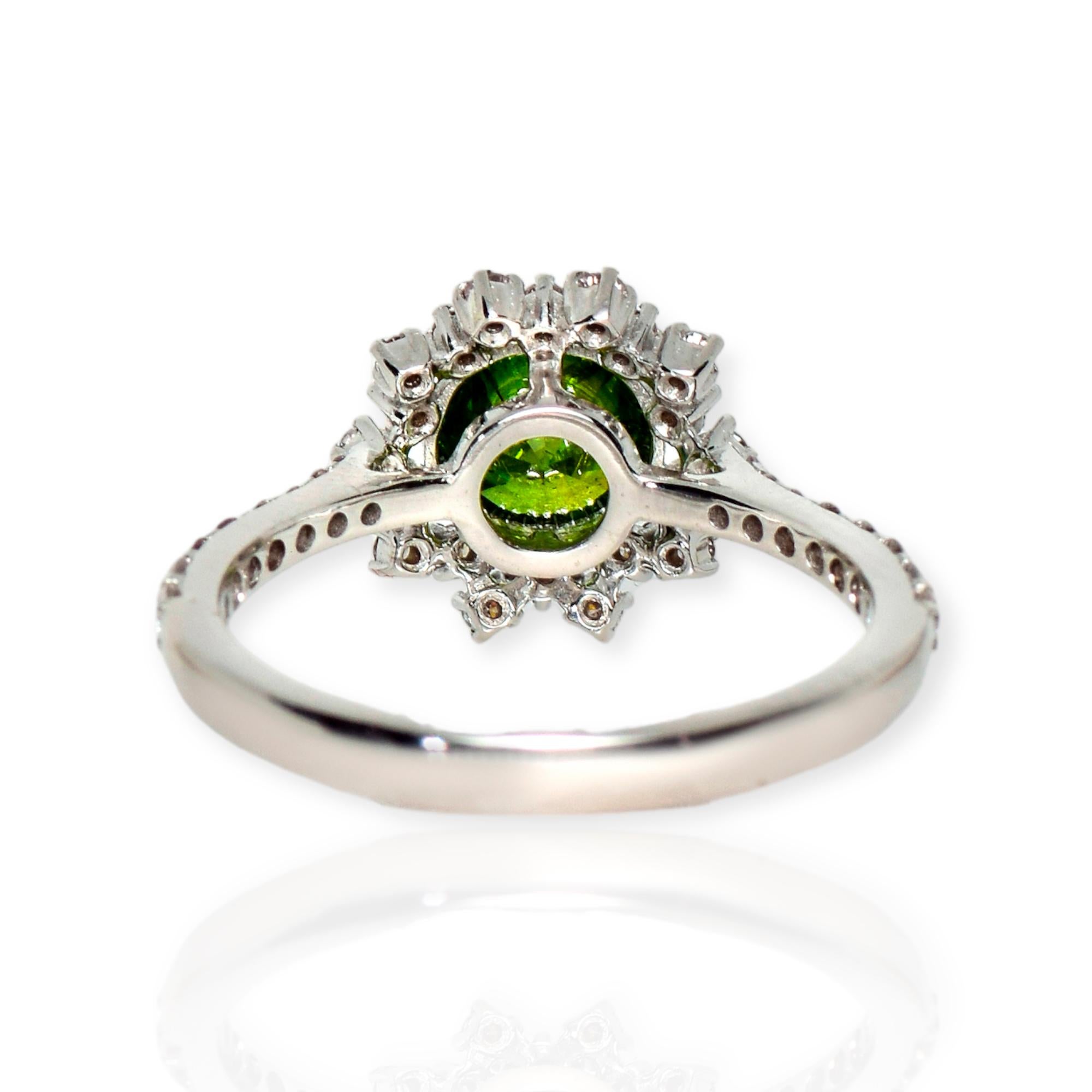 IGI 14K 0.95 Ct Natural Green Diamond Antique Art Deco Style Engagement Ring For Sale 4