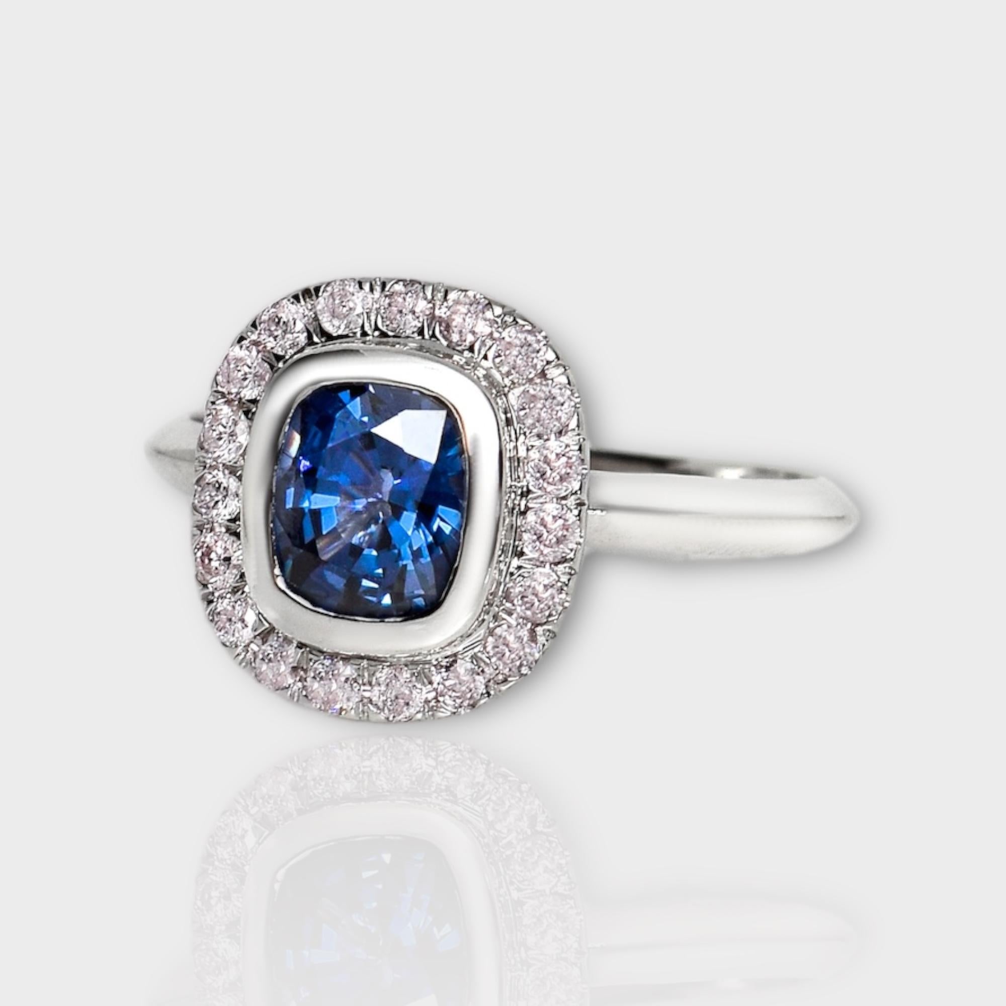 Contemporain Bague de fiançailles d'antiquités IGI 14 carats, diamants roses et spinelle bleue à couleur changeante de 1,10 carat en vente