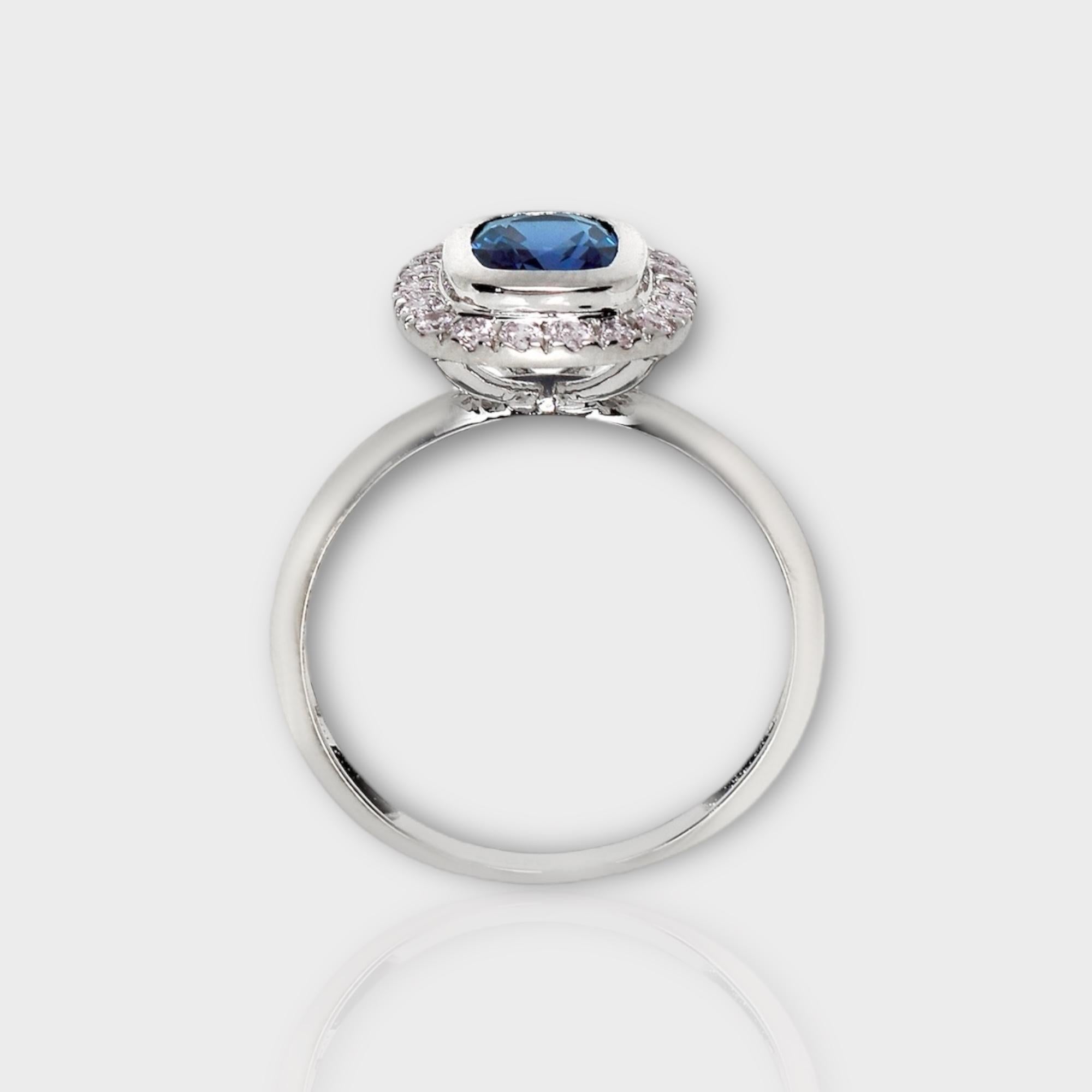 Bague de fiançailles d'antiquités IGI 14 carats, diamants roses et spinelle bleue à couleur changeante de 1,10 carat Pour femmes en vente