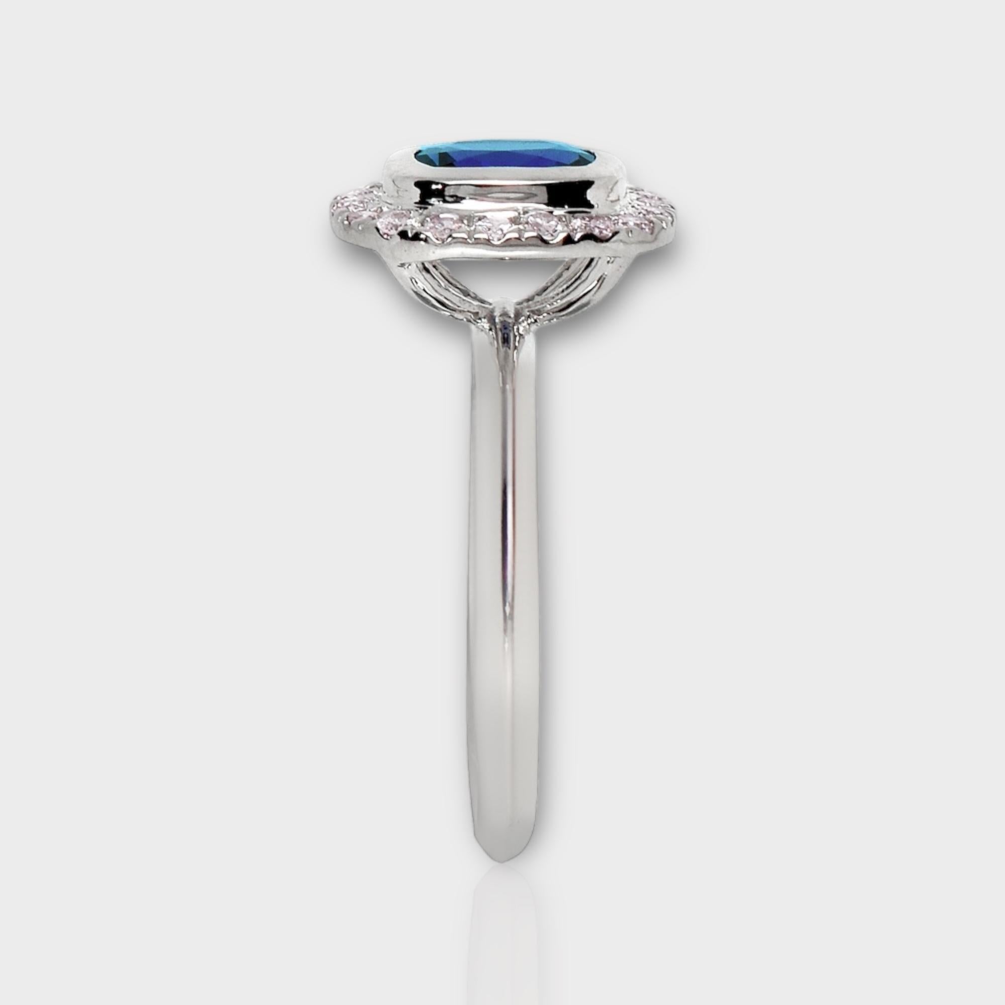 Bague de fiançailles d'antiquités IGI 14 carats, diamants roses et spinelle bleue à couleur changeante de 1,10 carat en vente 1