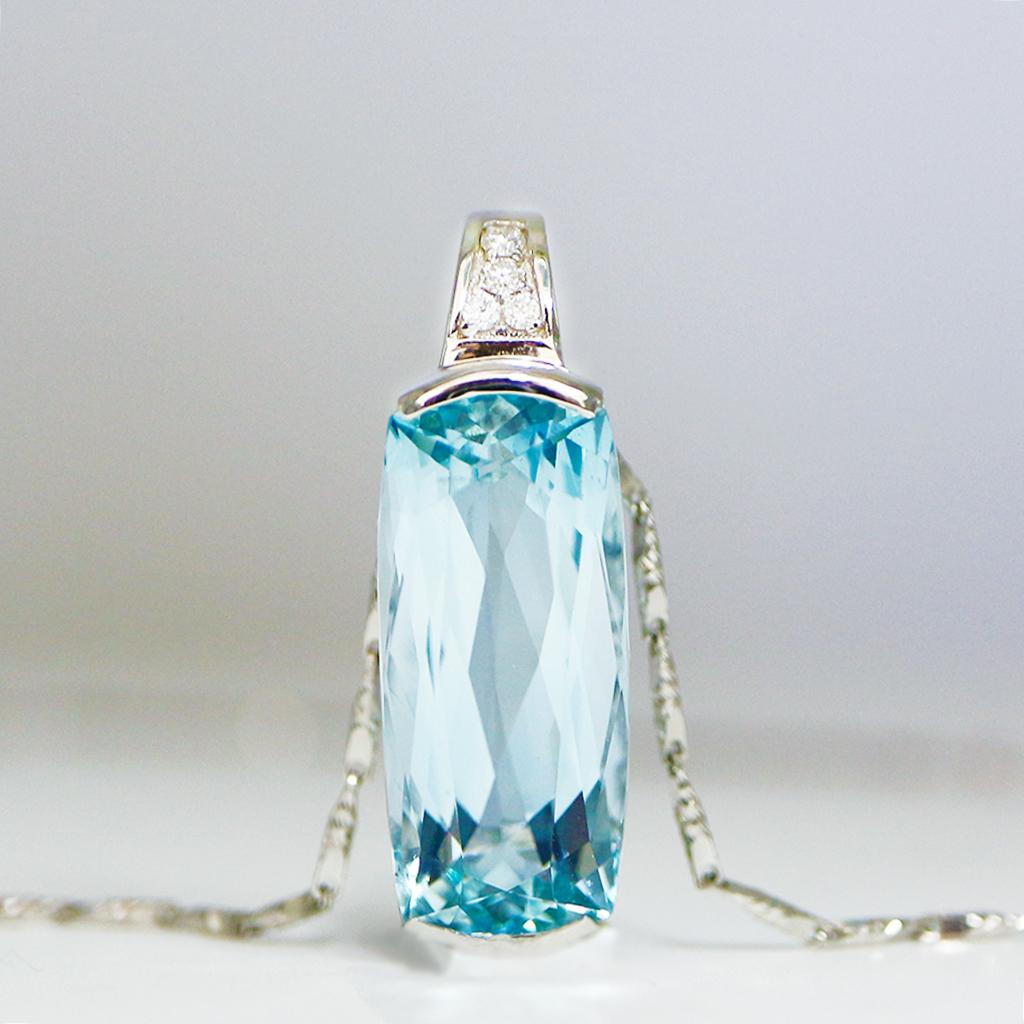 santa maria aquamarine necklace