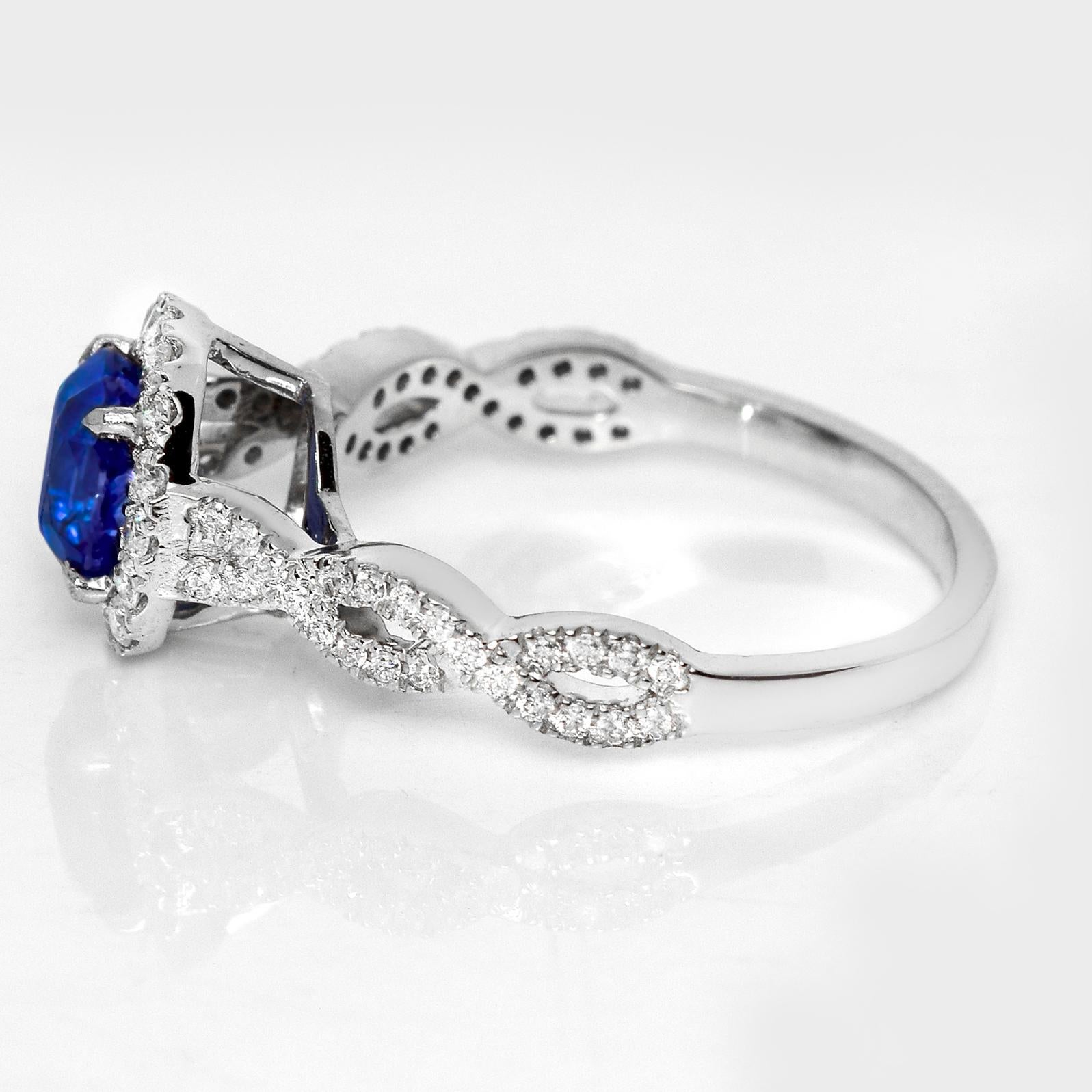 Taglio cuscino Anello di fidanzamento IGI 14K 1,35 ct naturale Sri Lanka Vivid Diamonds e Zaffiro Blu in vendita