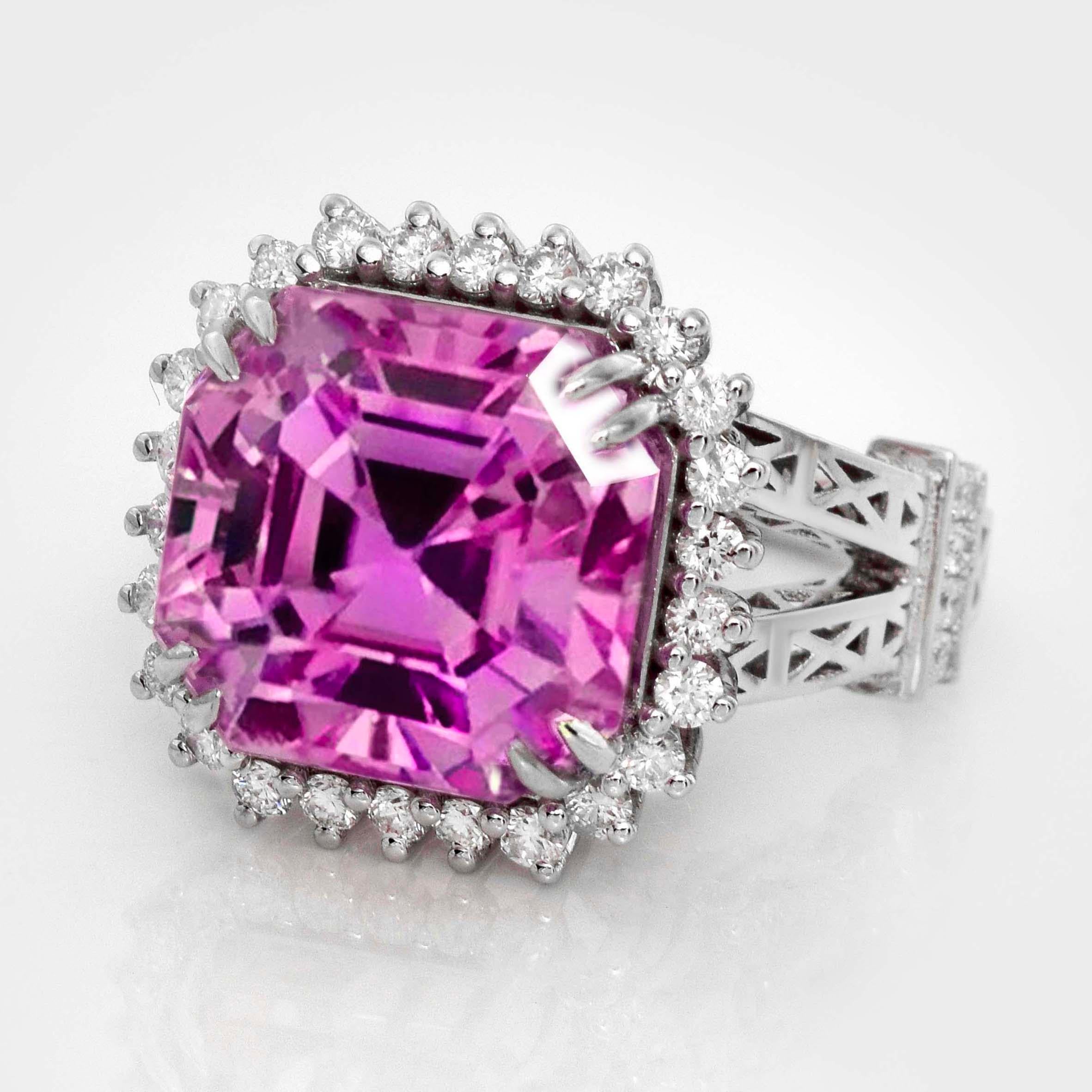 Contemporaneo Anello di fidanzamento IGI 14K 14,48 ct Kunzite&Diamante Arte Antiques in vendita