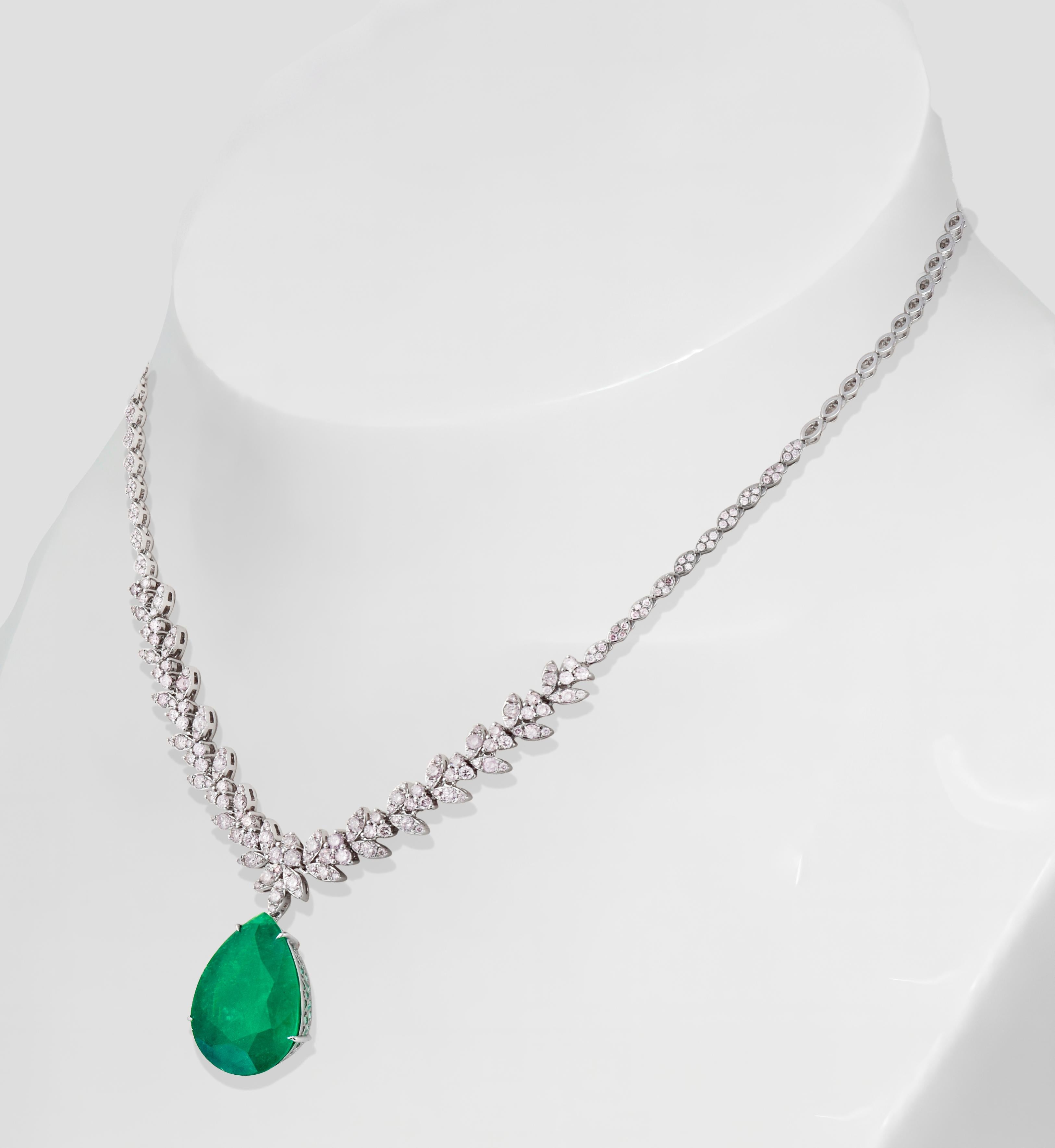 Contemporary IGI 14k 16.64ct Natural Emerald&Pink Diamond Antique Art Deco Pendant Necklace For Sale