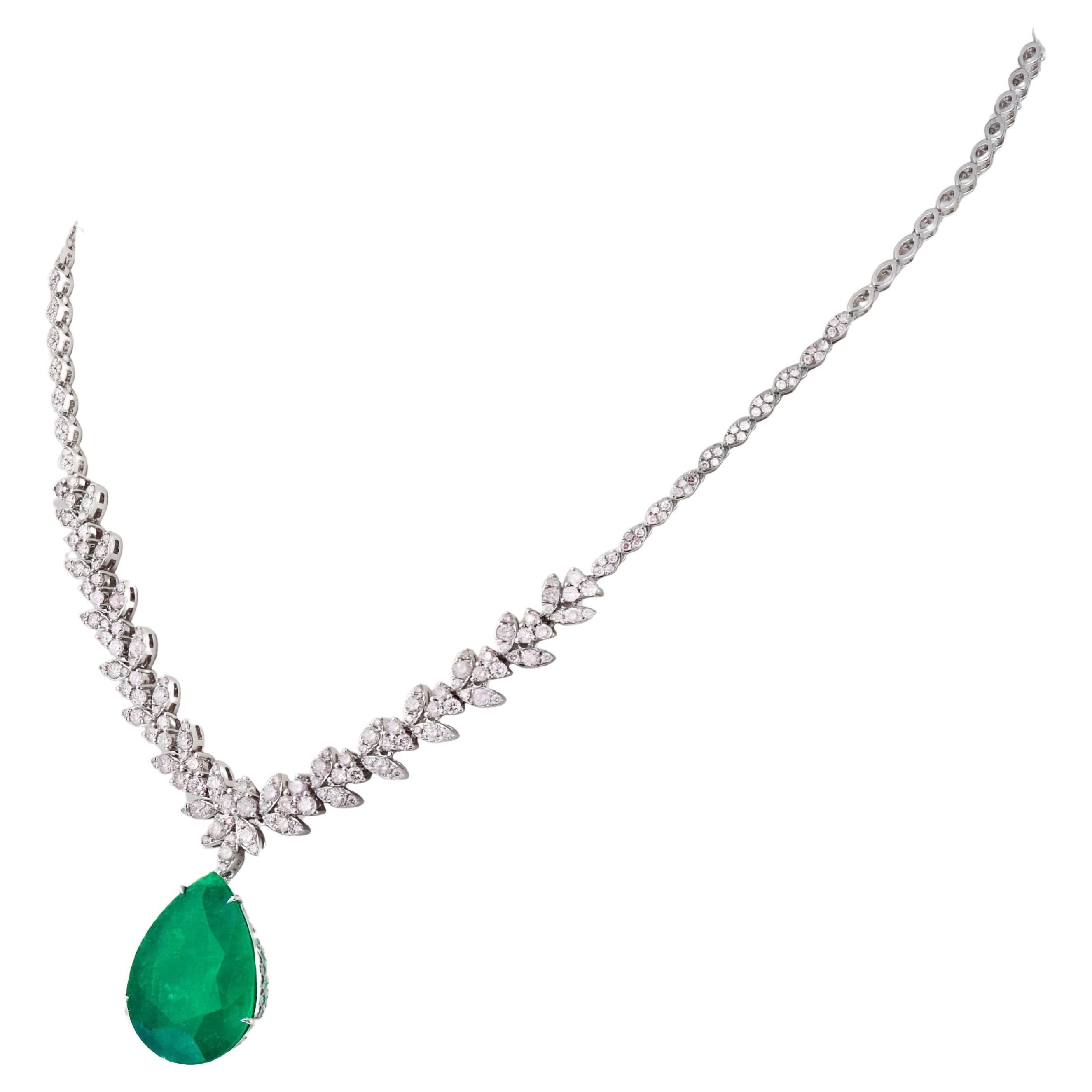 Women's or Men's IGI 14k 16.64ct Natural Emerald&Pink Diamond Antique Art Deco Pendant Necklace For Sale