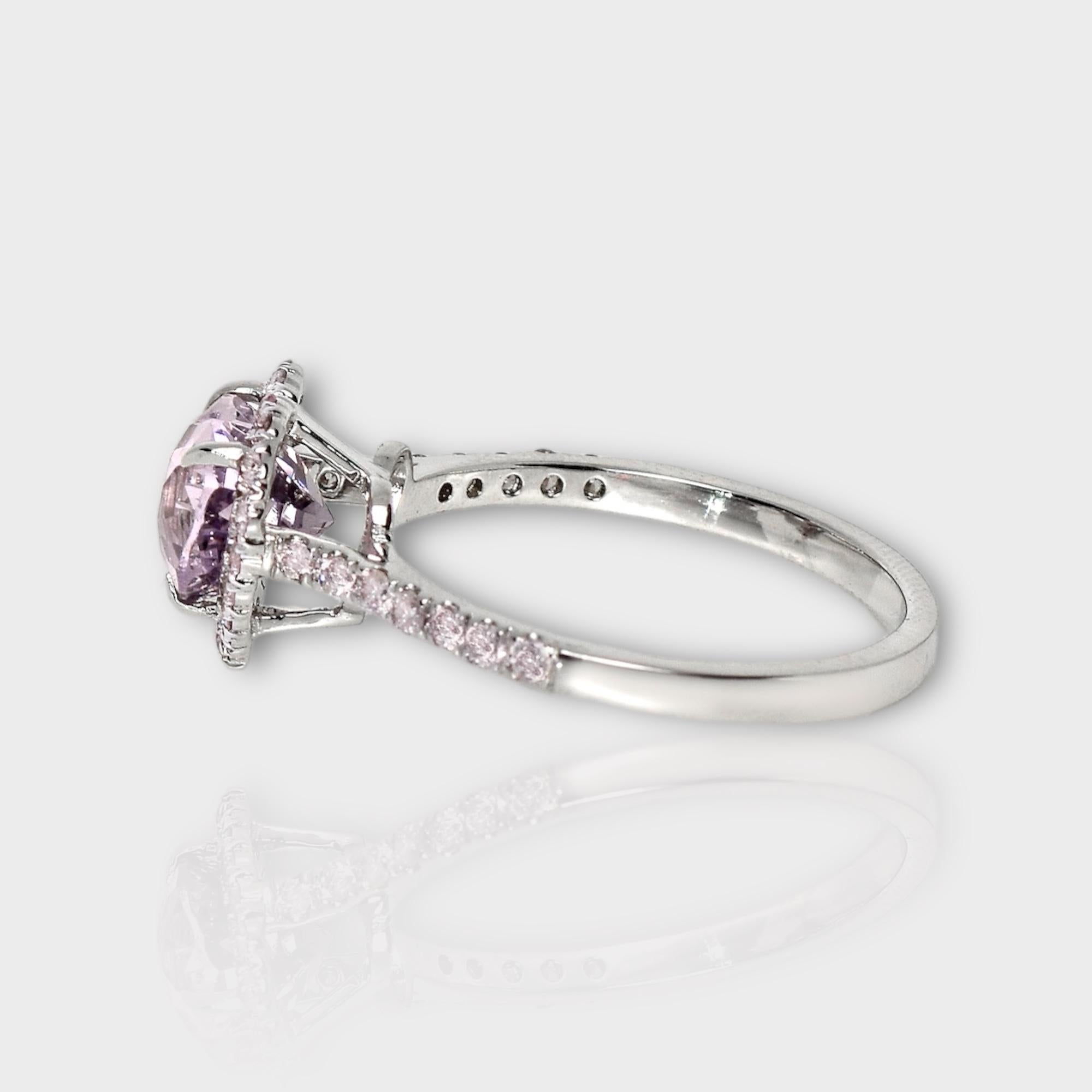 IGI 14K 1.73 Ct Purple Spinel&Pink Diamonds Antique Engagement Ring In New Condition For Sale In Kaohsiung City, TW
