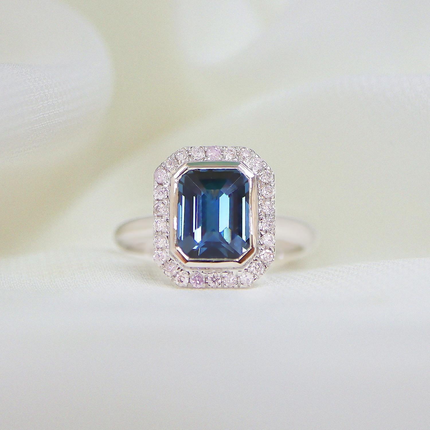 *IGI 14K 1.78 Ct Blue Spinel&Pink Diamonds Antique Engagement Ring*

IGI-certified natural untreated greyish-blue spinel weighing 1.78 ct set on 14K white gold pave' design band with natural pink diamonds weighing 0.17 ct.  

The ring combines