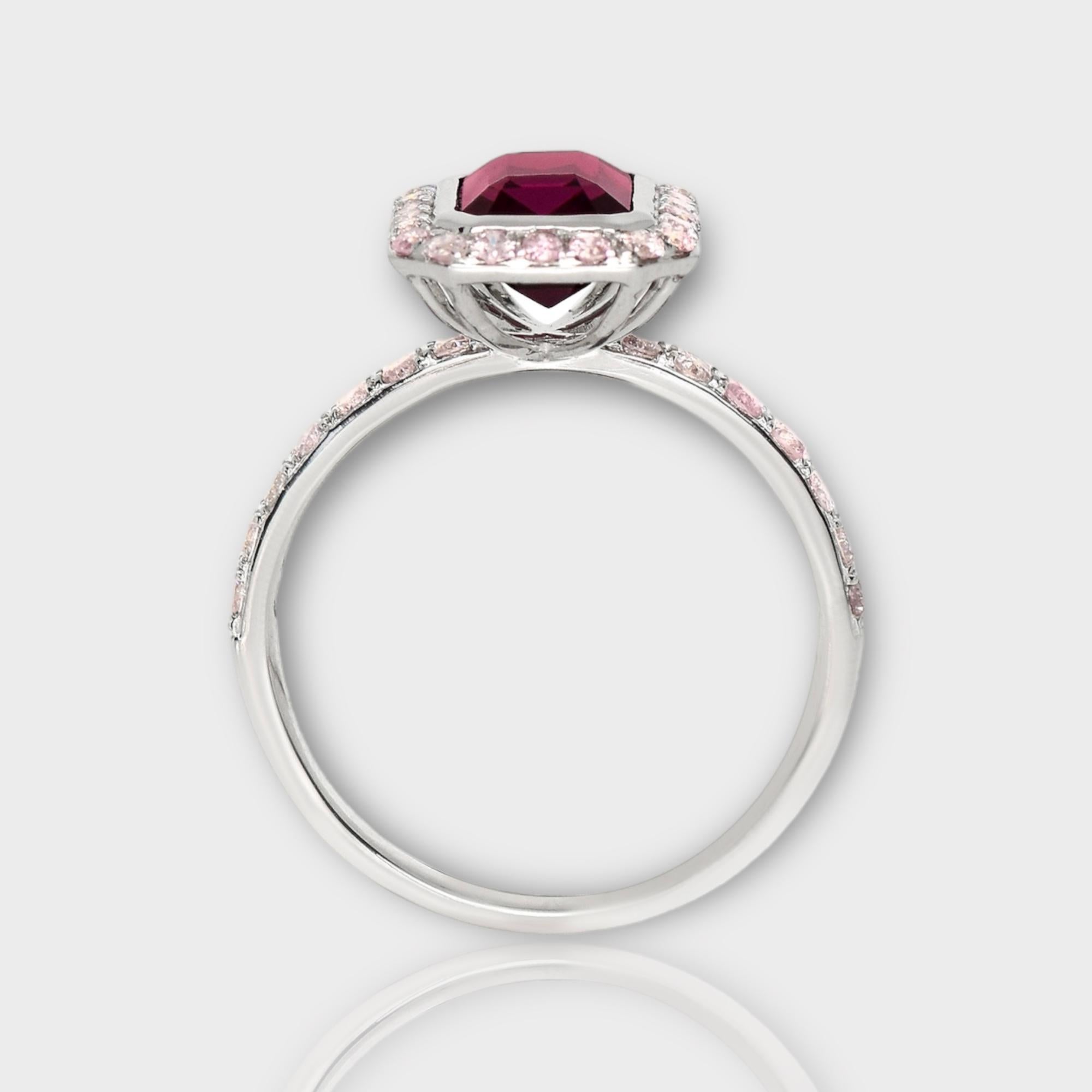 IGI 14K 1.78 Ct Intense Purple Spinel&Pink Diamonds Antique Engagement Ring In New Condition For Sale In Kaohsiung City, TW