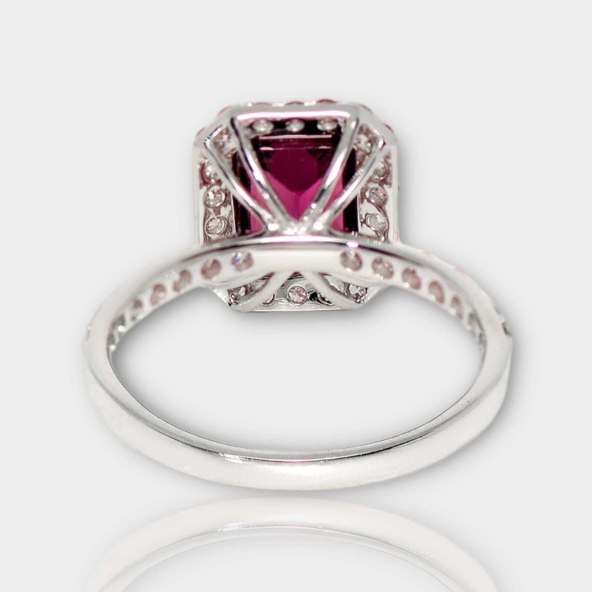 IGI 14K 1.78 Ct Intense Purple Spinel&Pink Diamonds Antique Engagement Ring For Sale 2