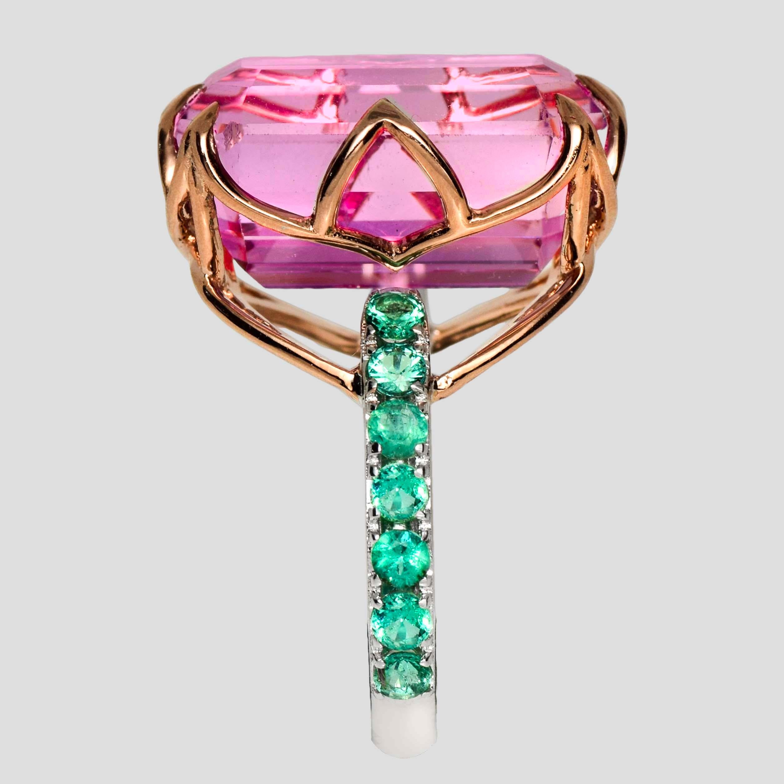 IGI 14K 18.18 ct Dual-Color Kunzite&Emeralds Art Deco Cocktail Ring In New Condition For Sale In Kaohsiung City, TW