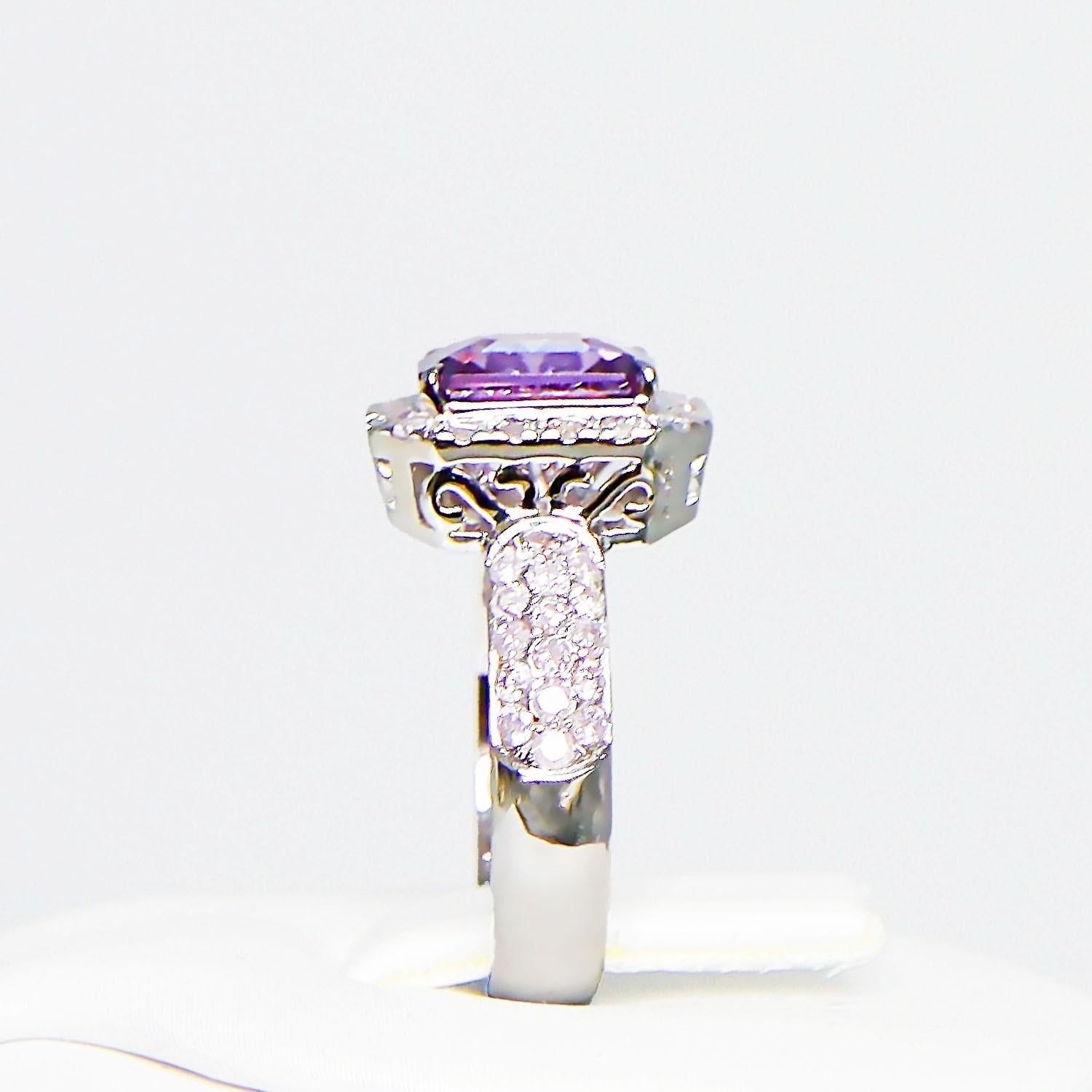 IGI 14K 2.05 Ct Pinkish Purple Spinel&Pink Diamonds Antique Engagement Ring For Sale 1