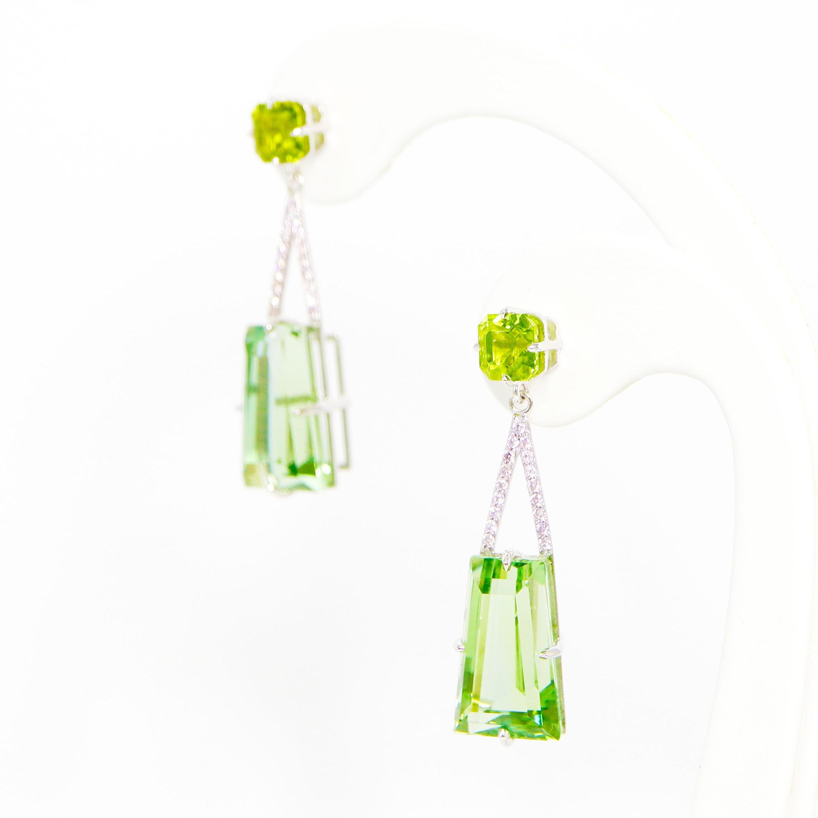 IGI 14k 20.67 Carat Green Prasiolite&Peridot Antique Art Deco Drop Earrings In New Condition For Sale In Kaohsiung City, TW