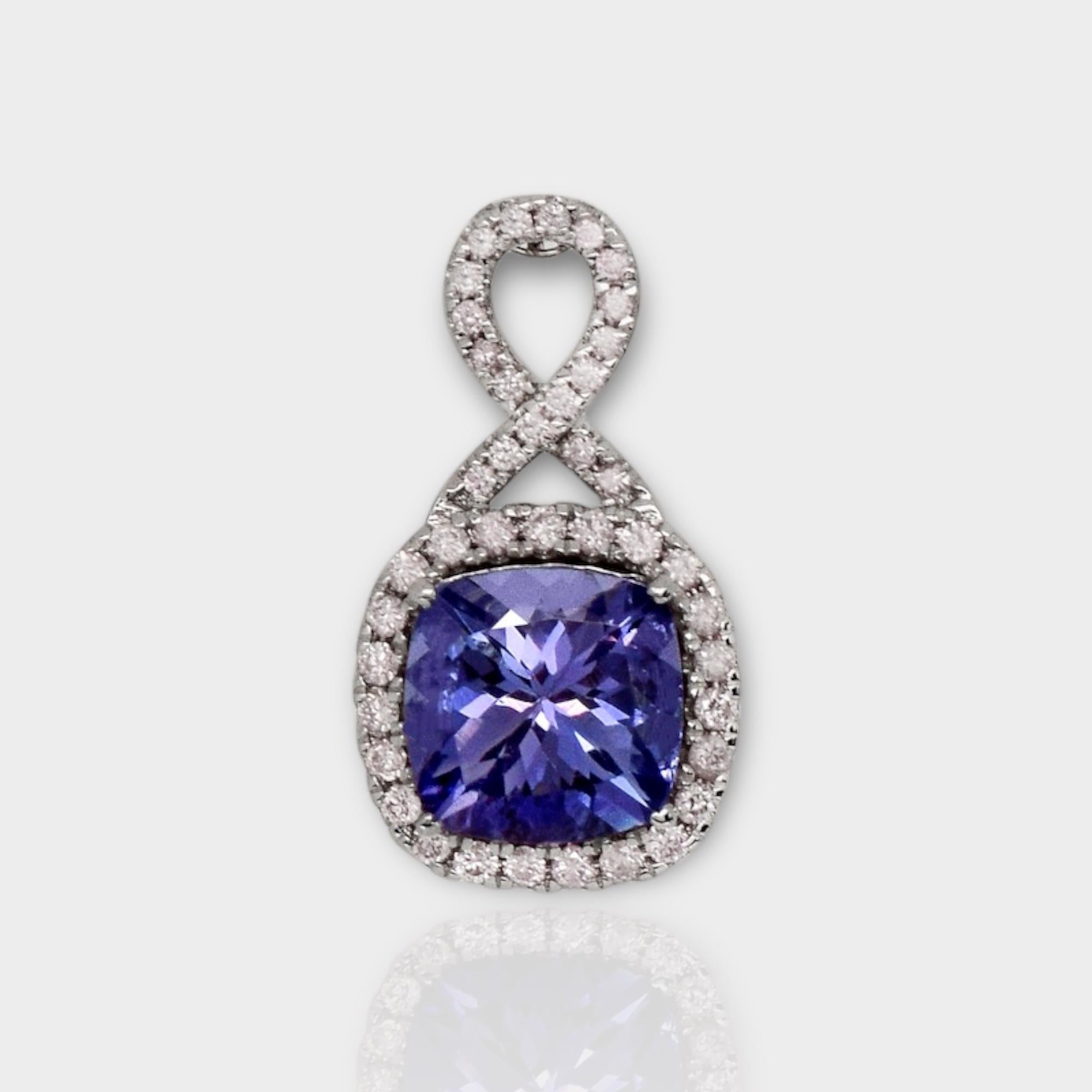Cushion Cut IGI 14K 2.08 ct Tanzanite&Pink Diamond Antique Pendant Necklace For Sale
