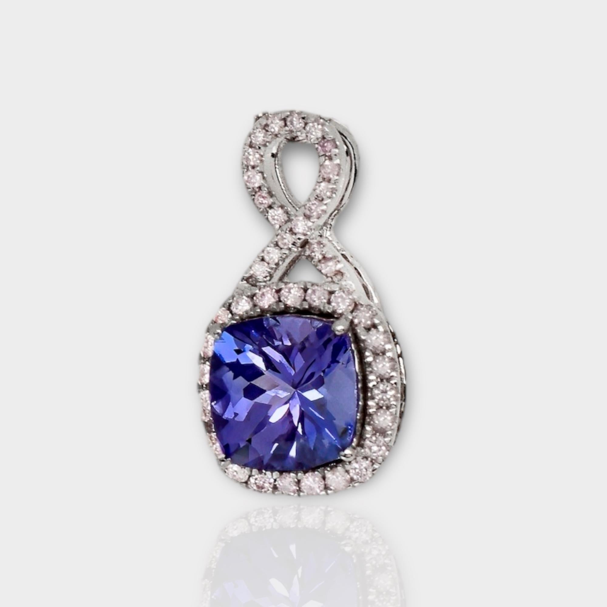 IGI 14K 2.08 ct Tanzanite&Pink Diamond Antique Pendant Necklace In New Condition For Sale In Kaohsiung City, TW