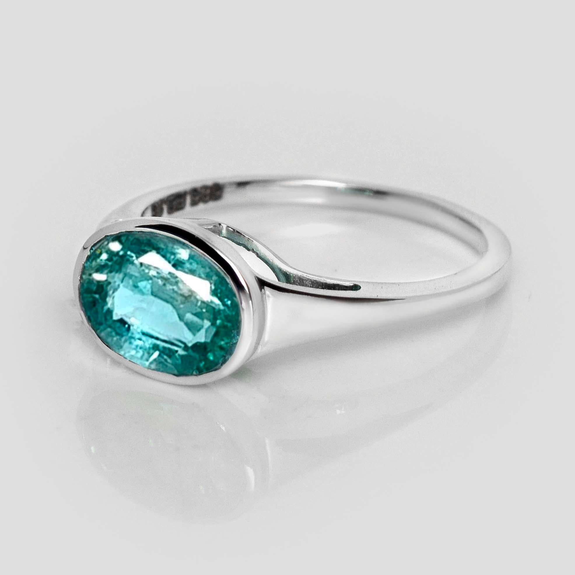 Contemporary IGI 14K 2.13 Ct Natural Emerald Antique Engagement Ring For Sale