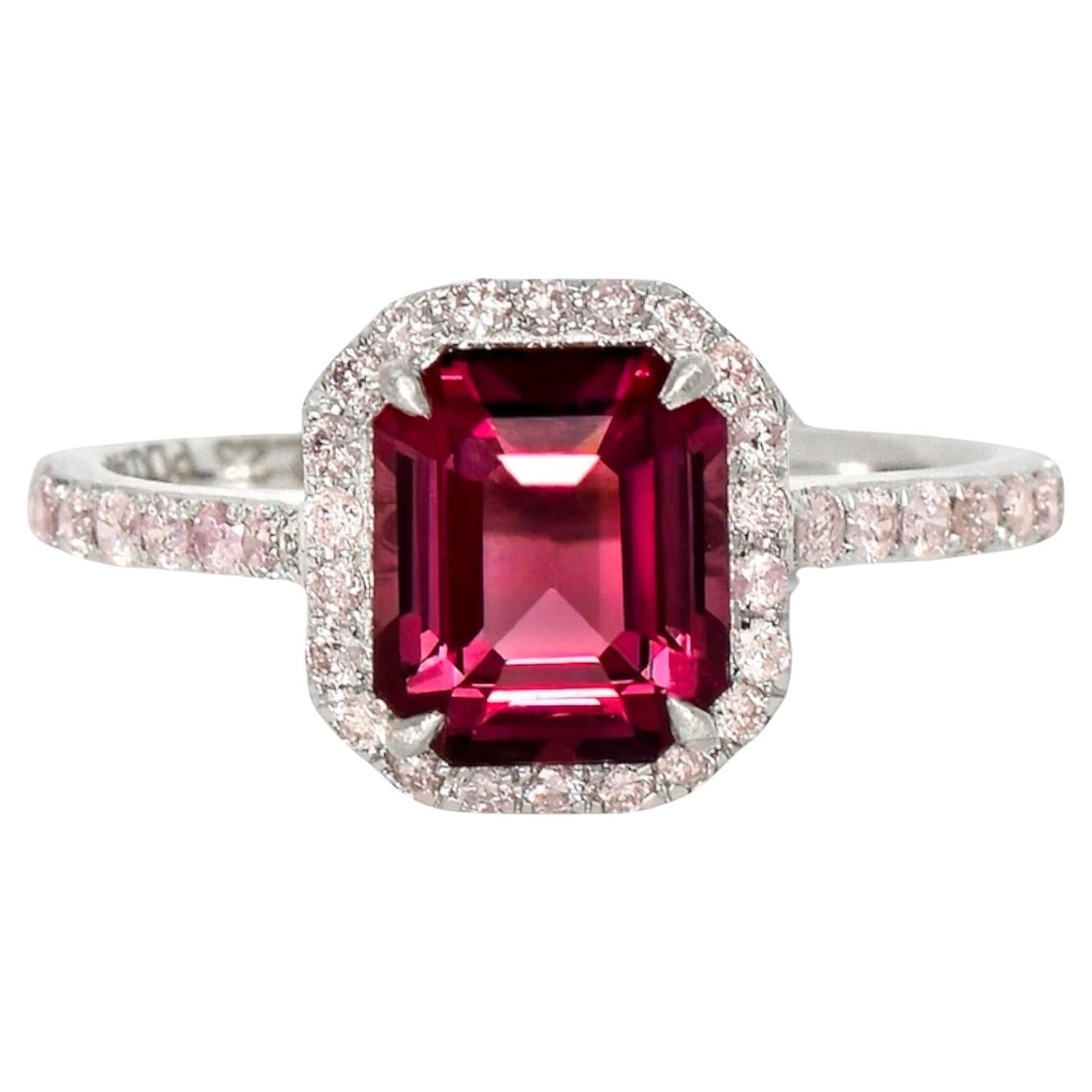IGI Verlobungsring, 2,23 Karat 14K Weiß intensiv lila Spinell&Rosa Diamanten