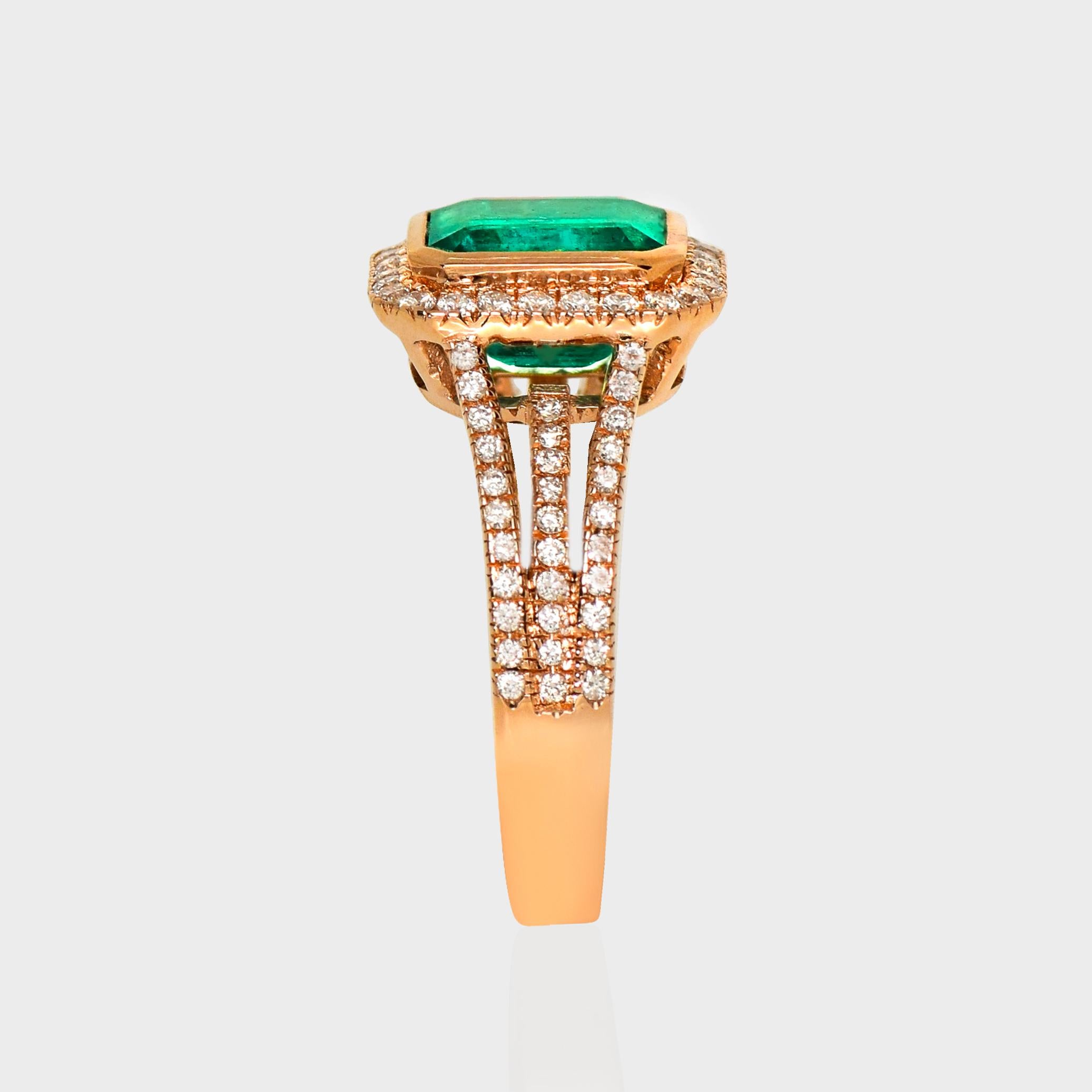 Women's IGI 14K 2.26 Ct Natural Emerald&Diamonds Antique Engagement Ring For Sale