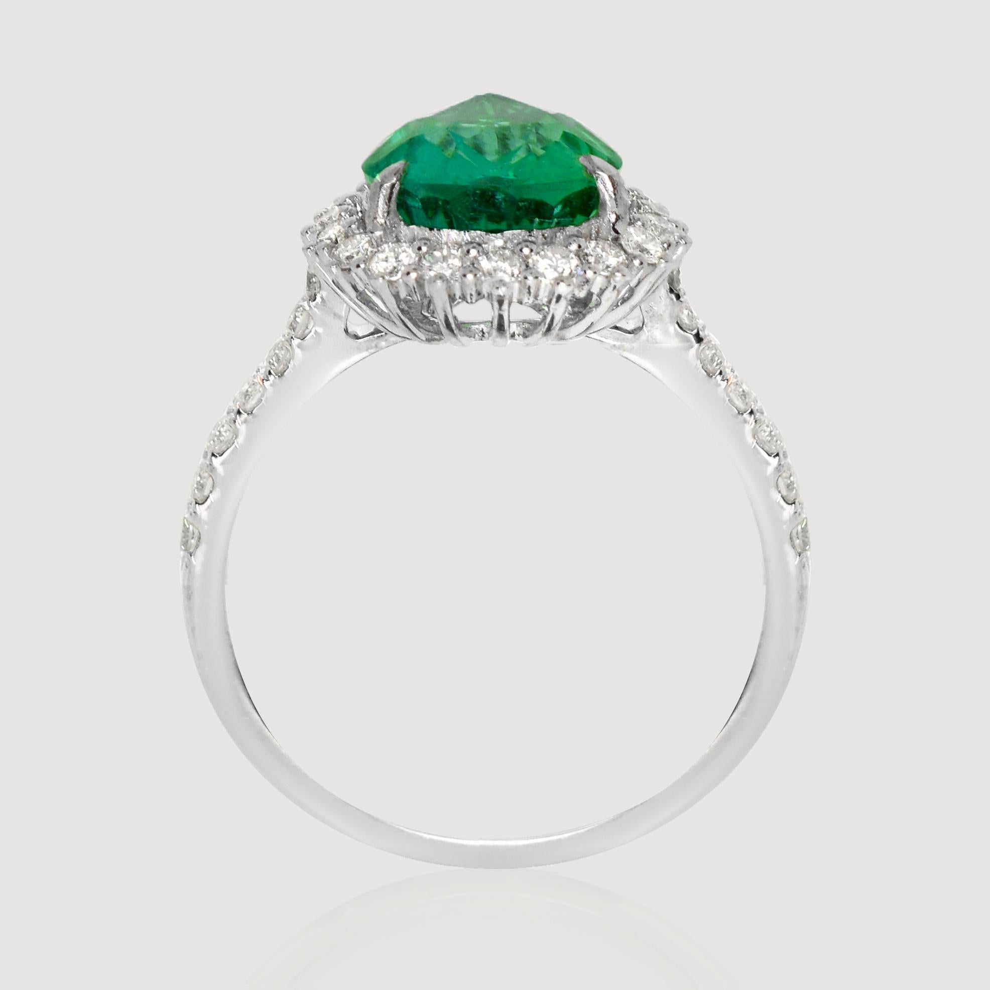IGI 14K 2.34 Ct Natural Emerald&Diamonds Antique Engagement Ring In New Condition For Sale In Kaohsiung City, TW