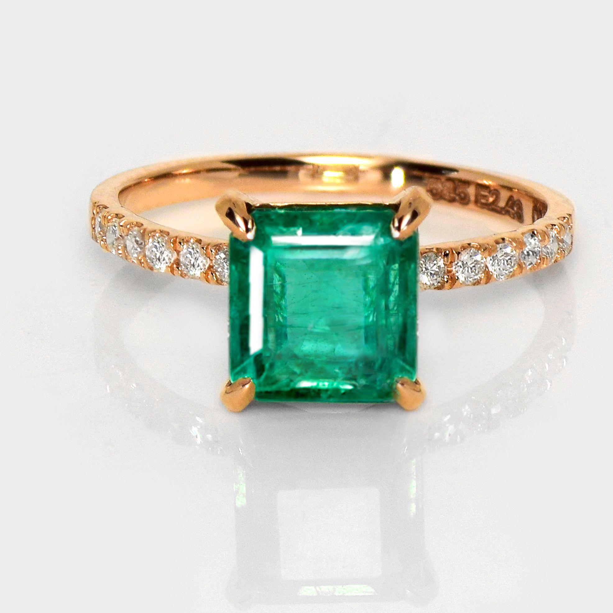 *IGI 14K 2.43 Ct Natural Emerald&Diamonds Antique Engagement Ring*

An IGI-certified natural intense bluish-green emerald weighing 2.43 ct set on a 14K rose gold luxury table design band with natural F-G, VS diamonds weighing 0.22 ct.

The ring