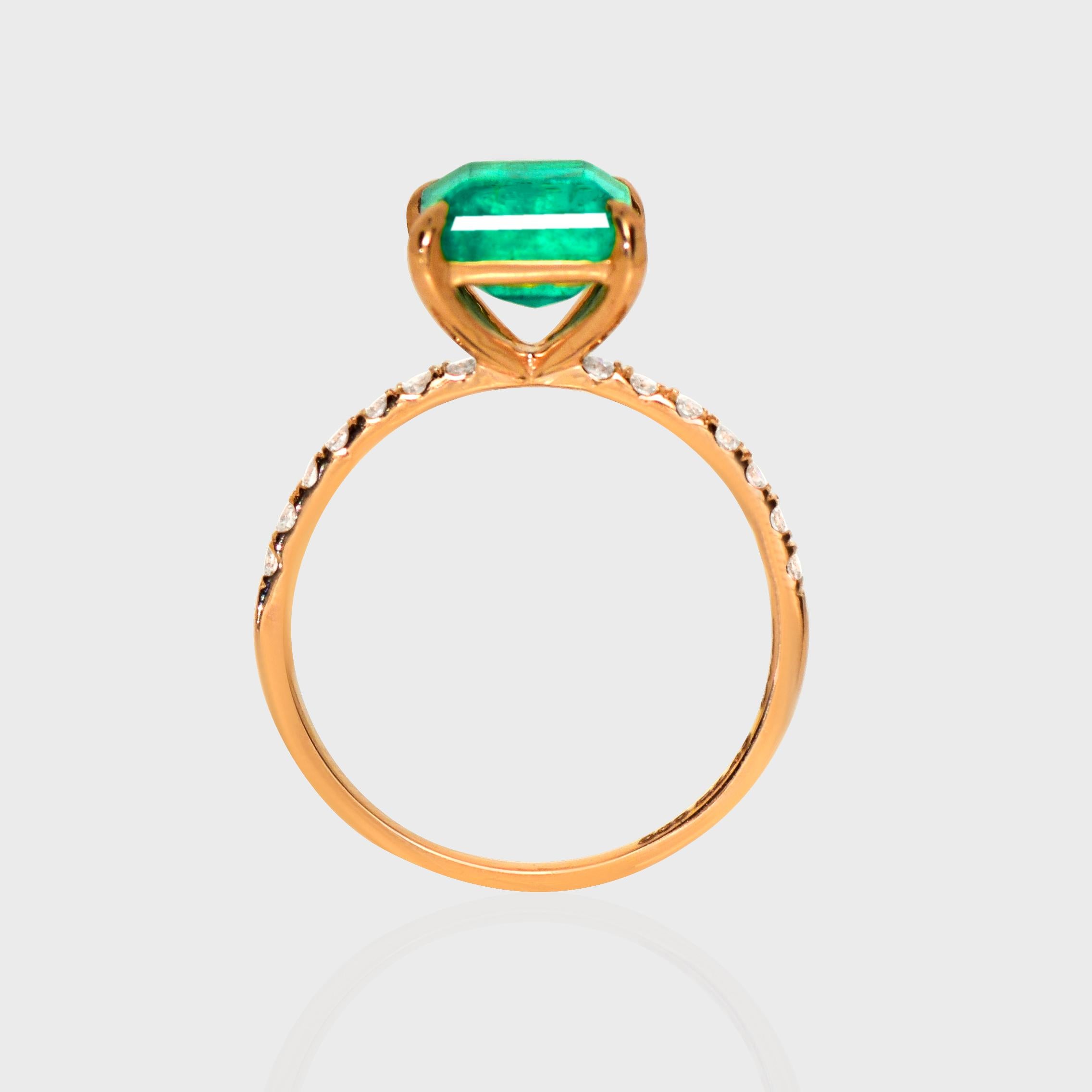 Women's IGI 14K 2.43 Ct Natural Emerald&Diamonds Antique Engagement Ring For Sale