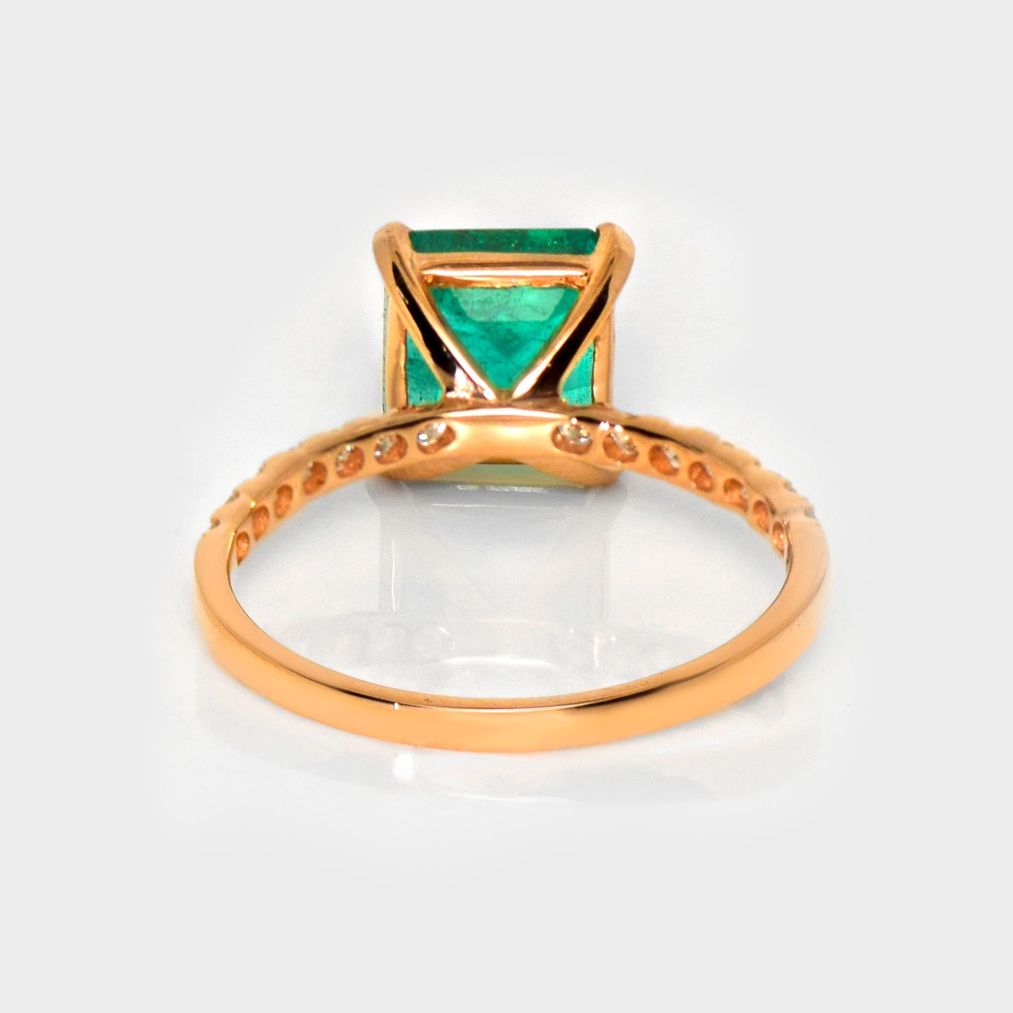 IGI 14K 2.43 Ct Natural Emerald&Diamonds Antique Engagement Ring For Sale 2